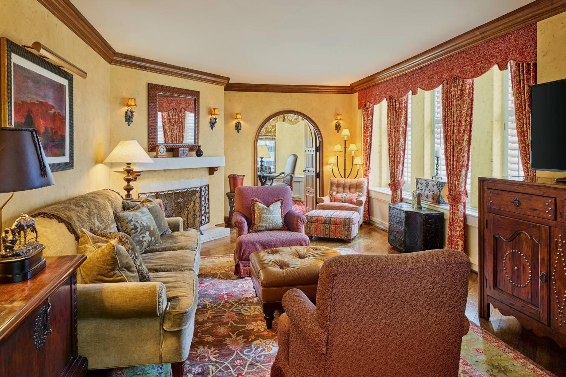 Photo of the whole room