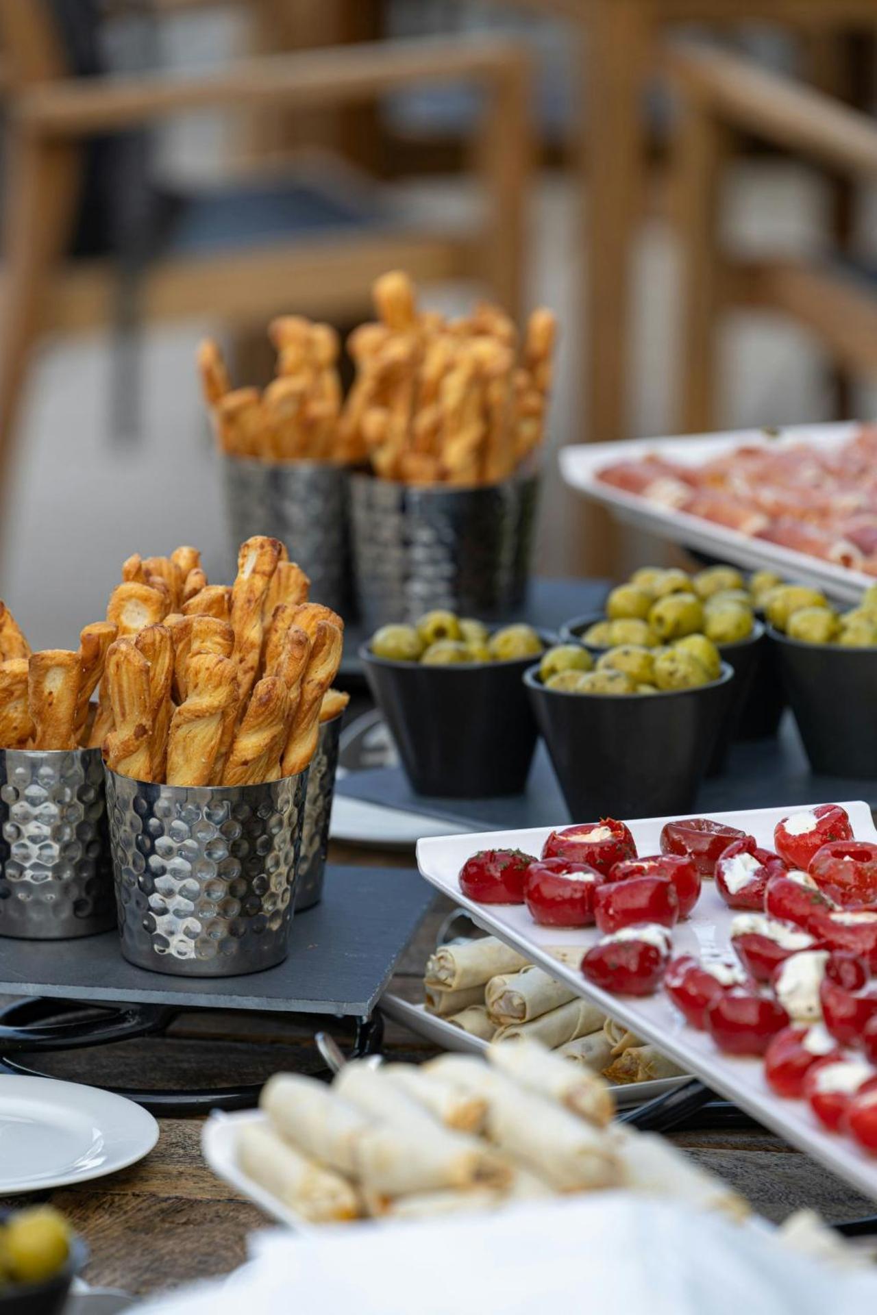 Meeting/conference room