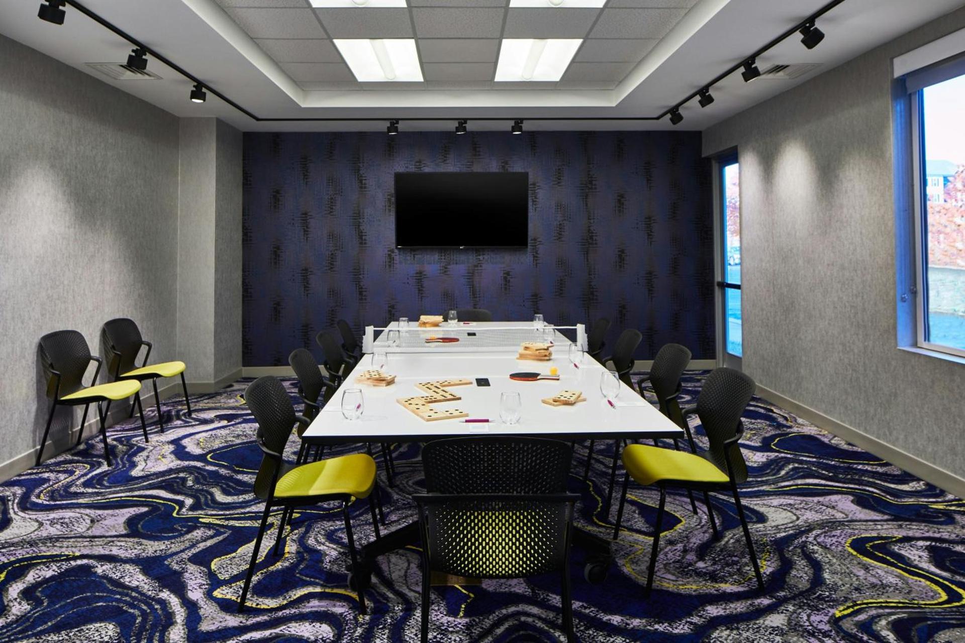 Meeting/conference room
