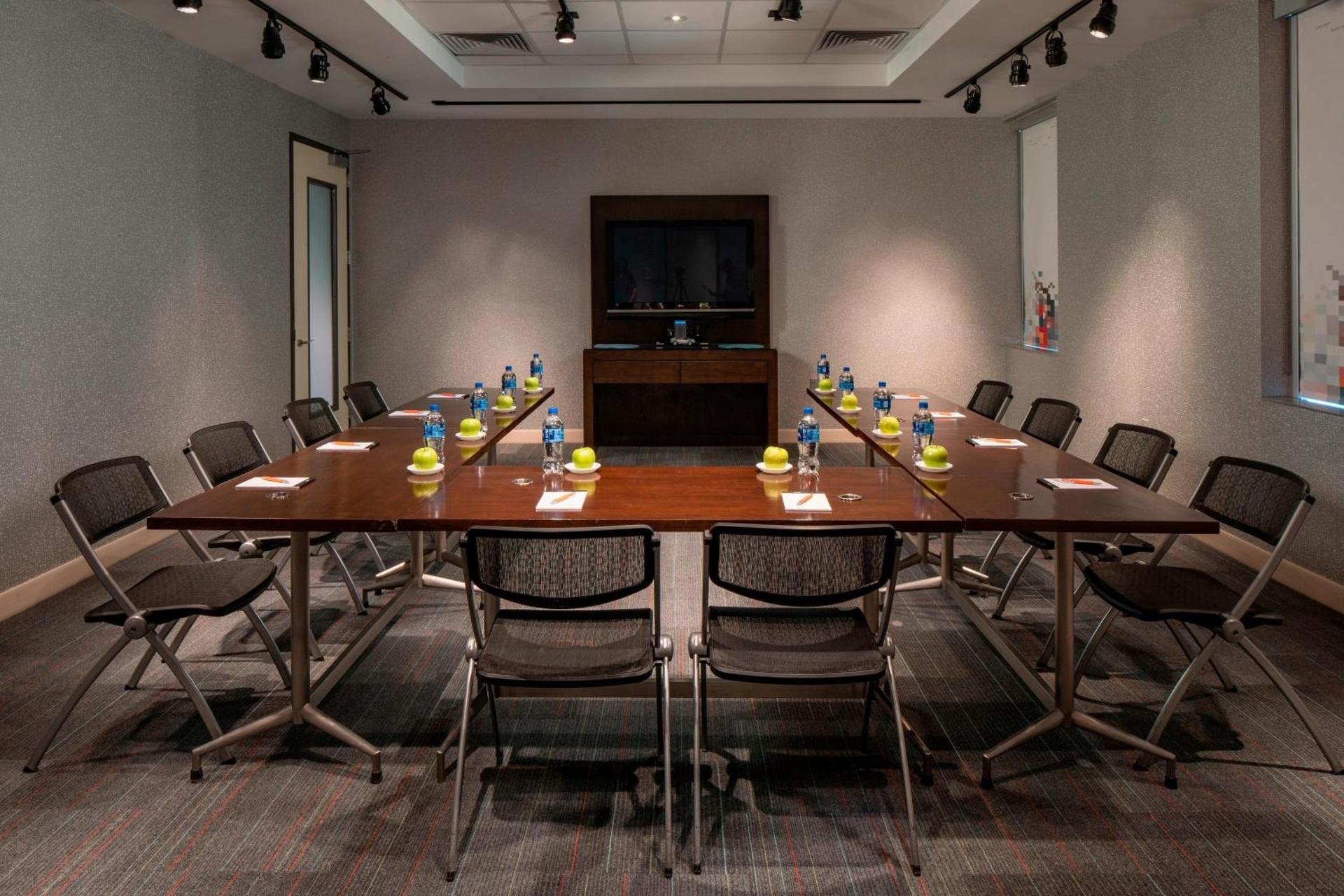 Meeting/conference room