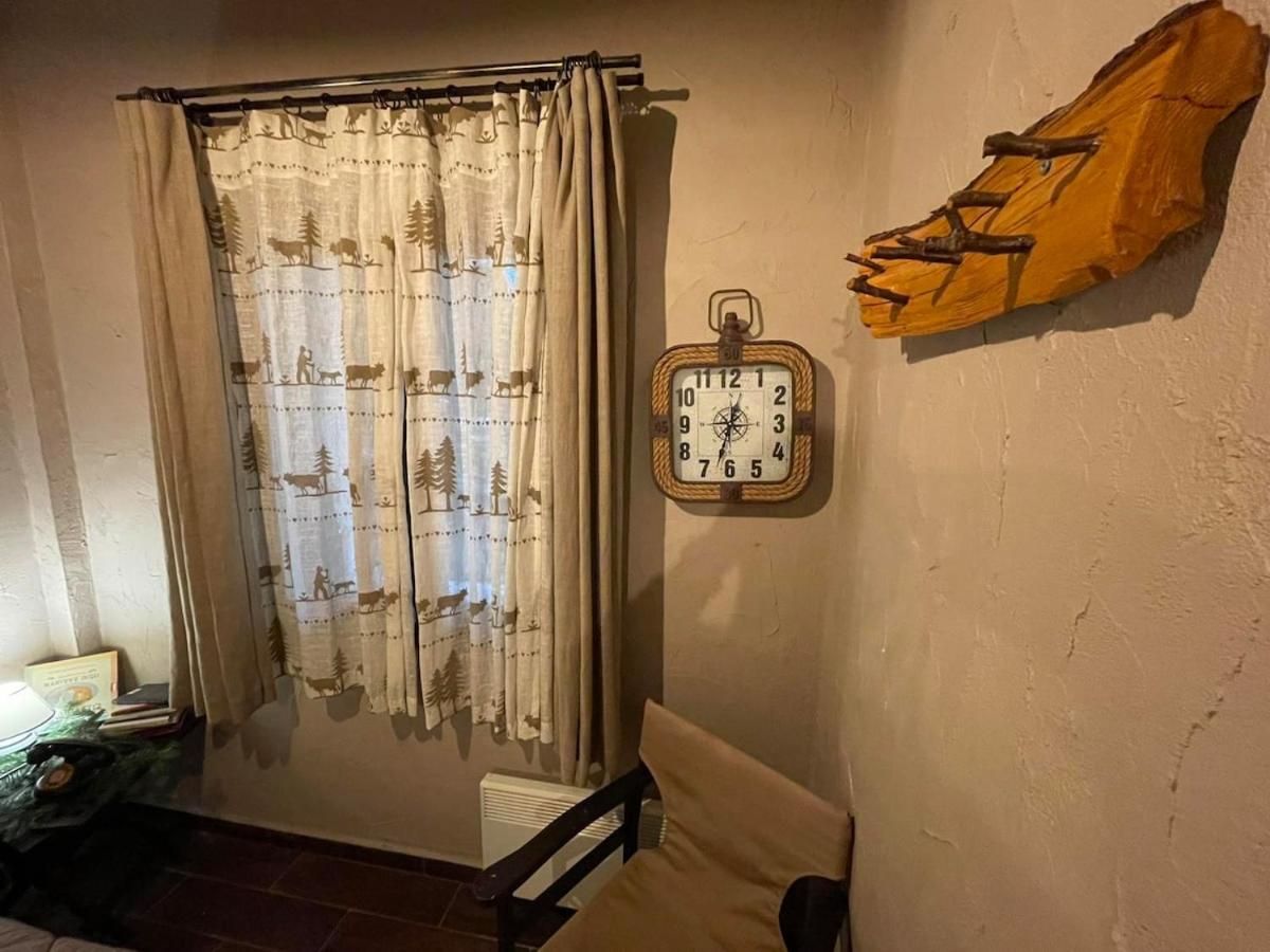 Pinecone Lodge, Eptalofos Wellness Garden Chalet