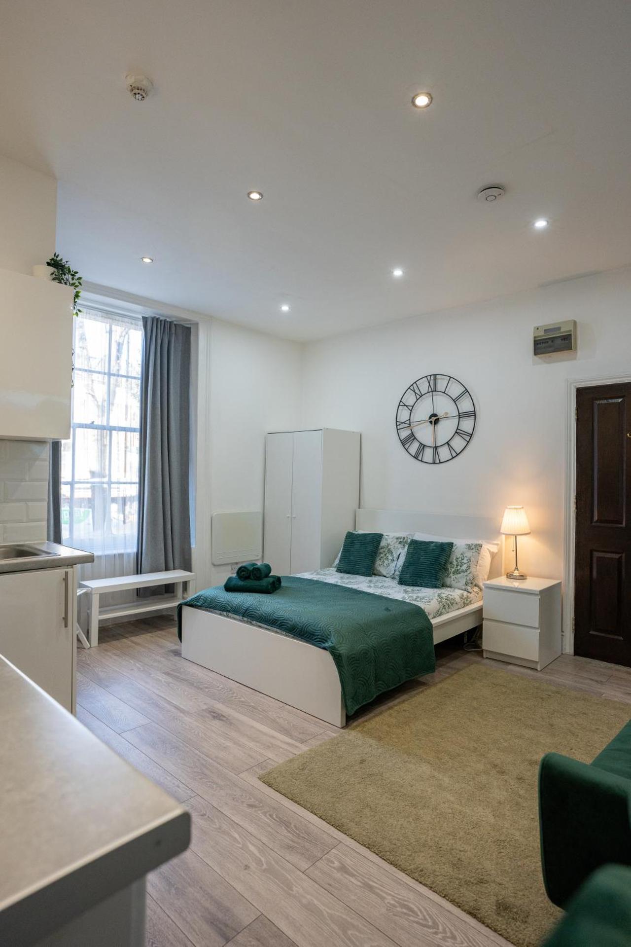 Beautiful Studio Flat in Hackney next to Overground Station