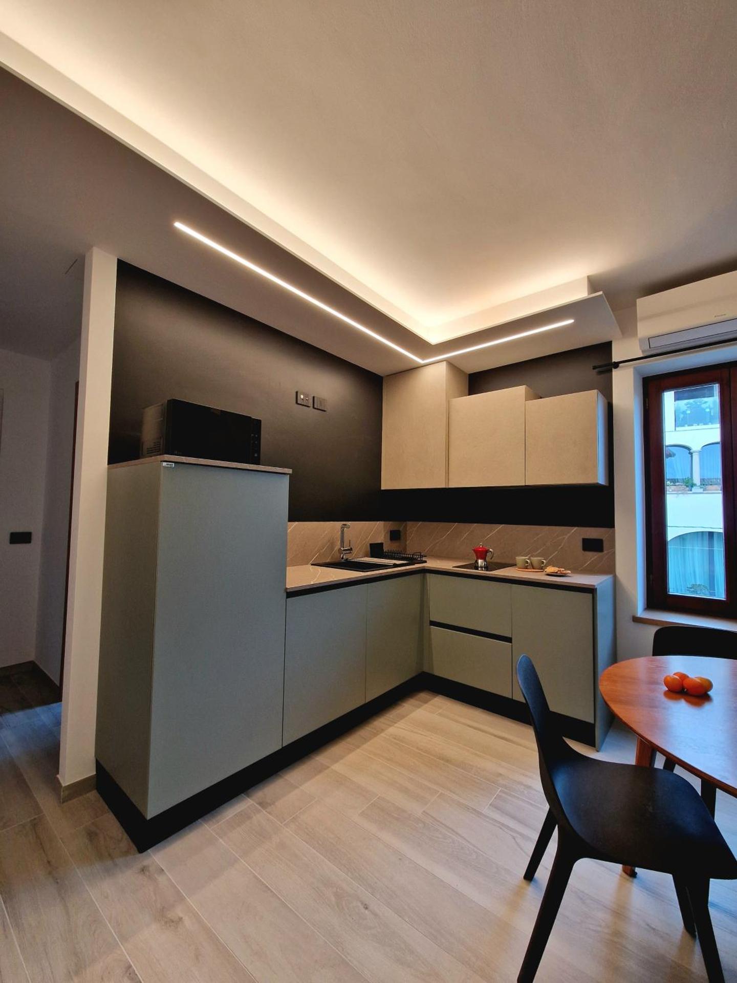 Kitchen or kitchenette