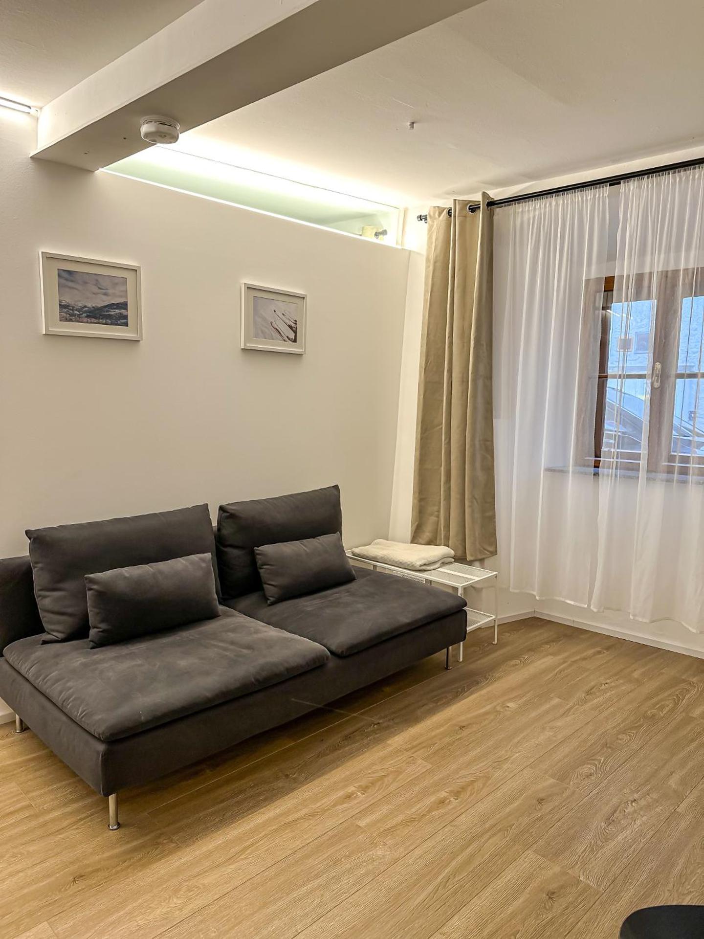 Design Stadthaus Apartment mit privatem Zugang