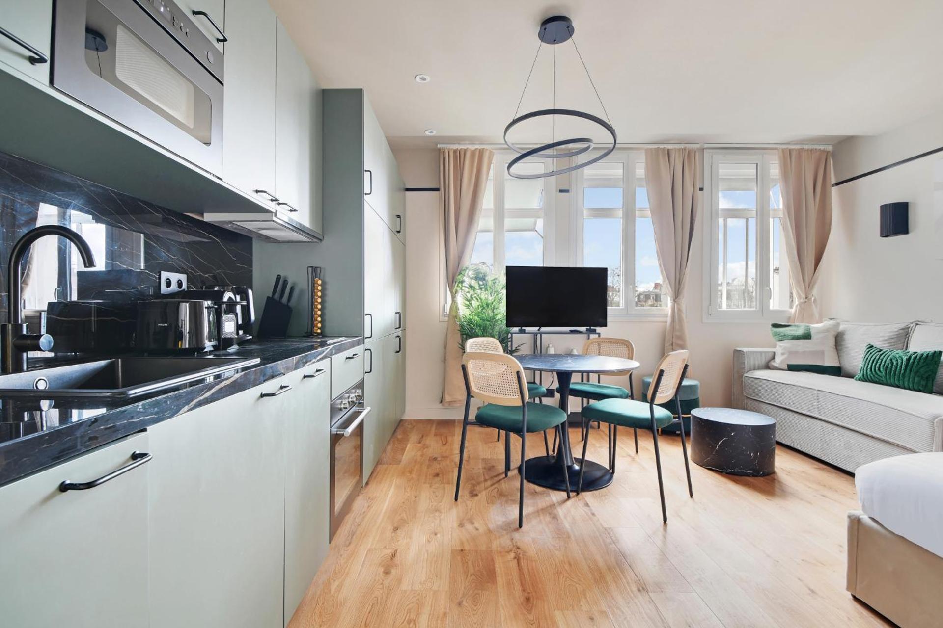 Communal lounge/ TV room