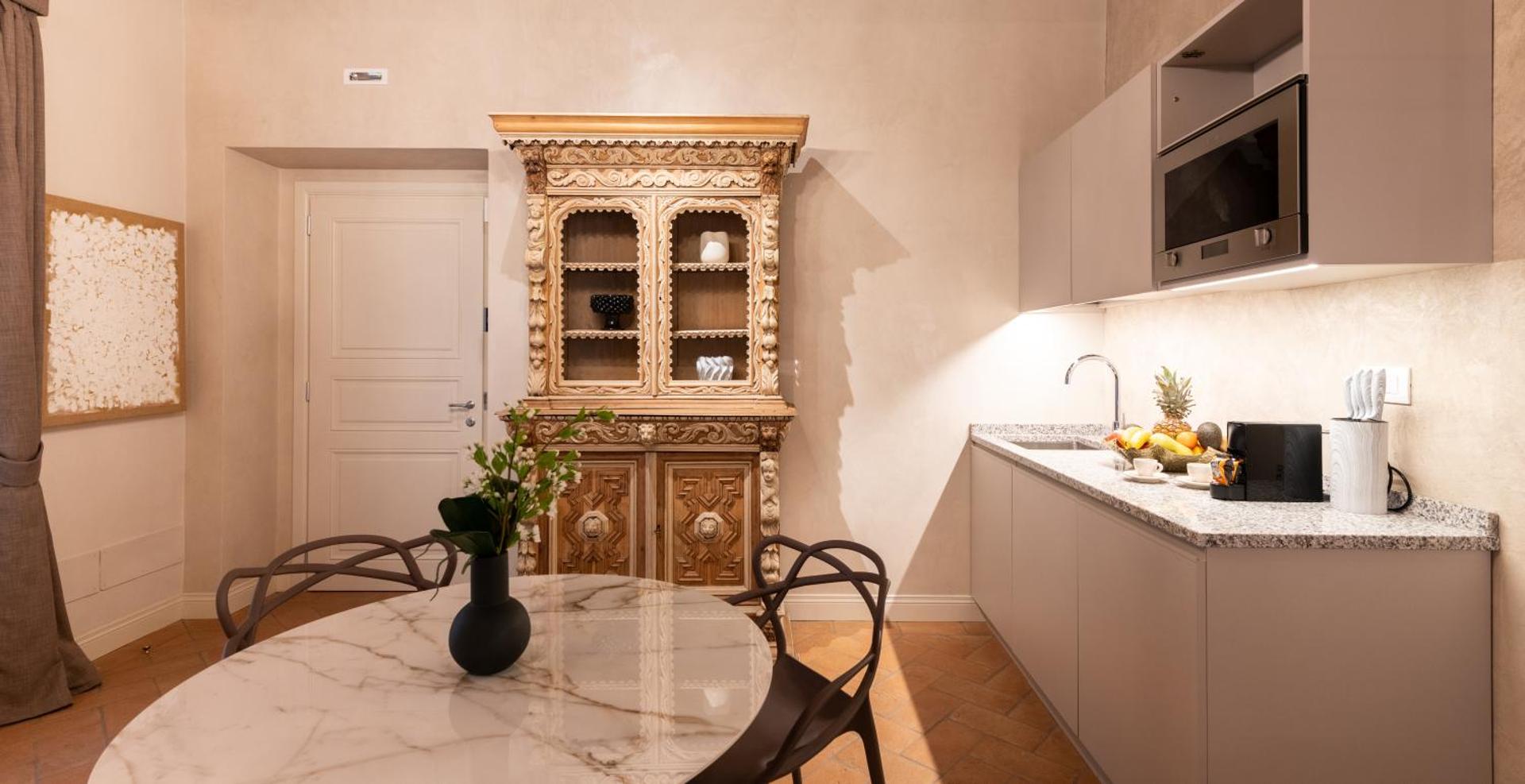 Kitchen or kitchenette