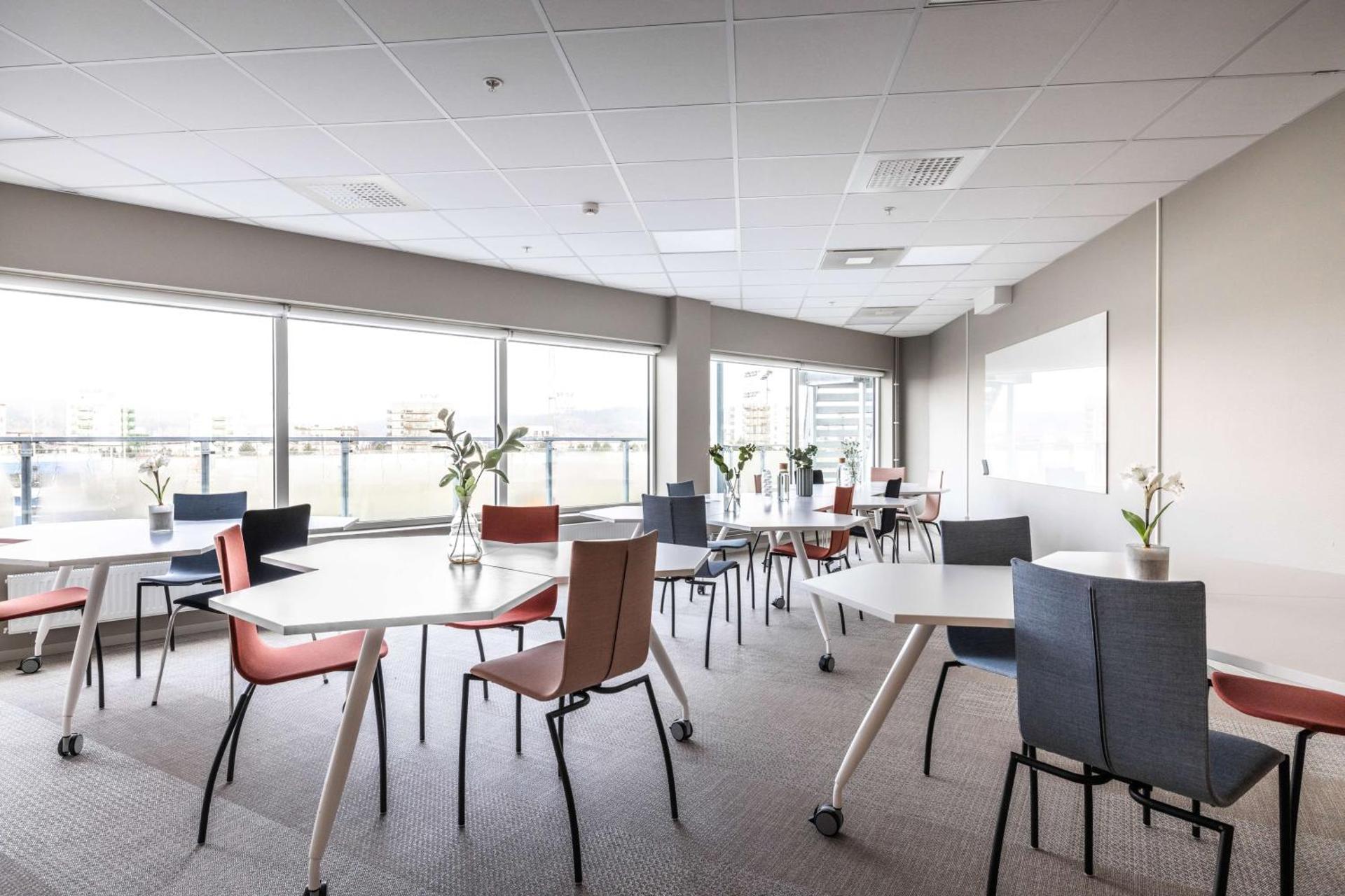 Meeting/conference room