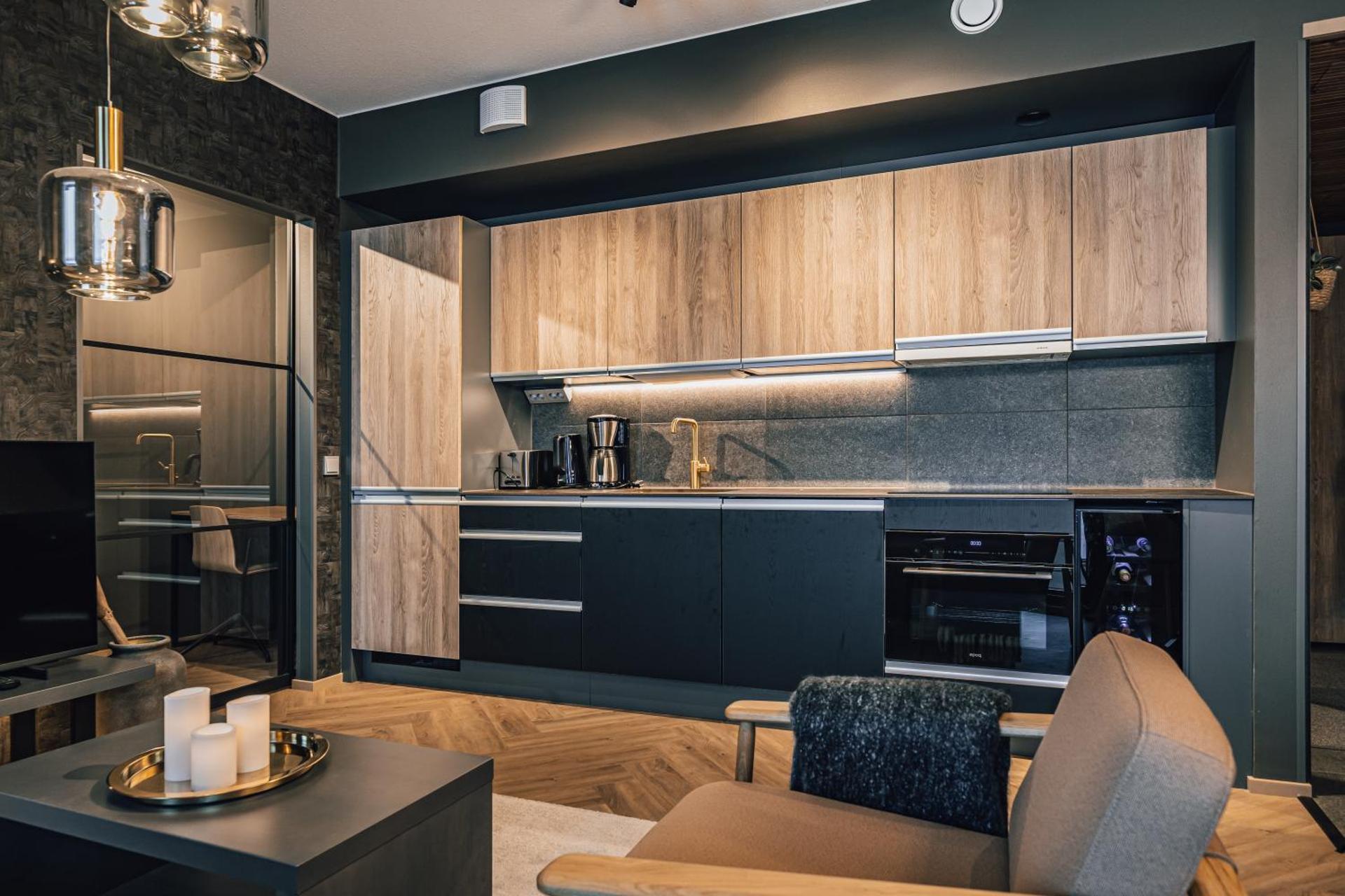 Kitchen or kitchenette