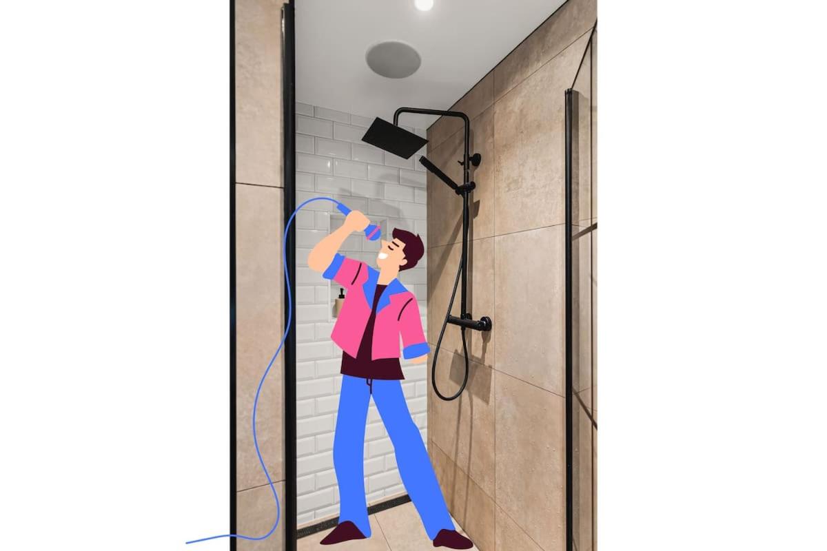 Dinbnb Apartments I New 2021 I SONOS and SMART TV