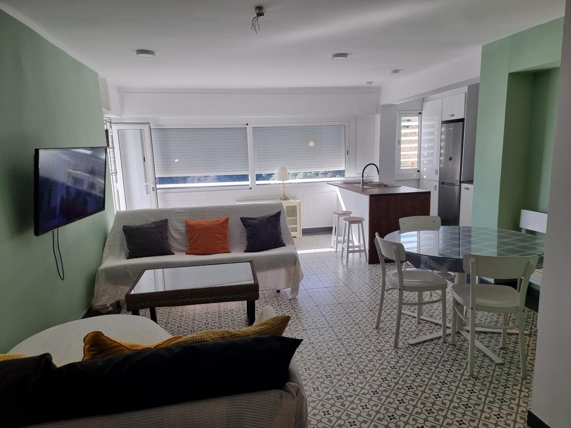 Apart 2 habit vistas playa y montaña lift parking