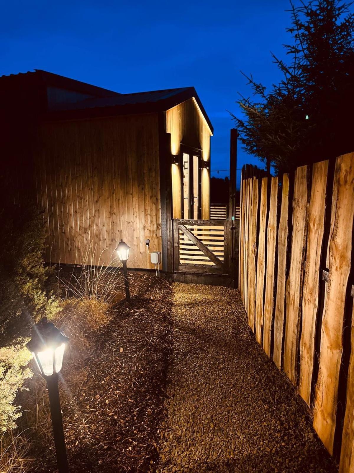 Sionnach Cabin - Private outdoor hot tub - Pet friendly