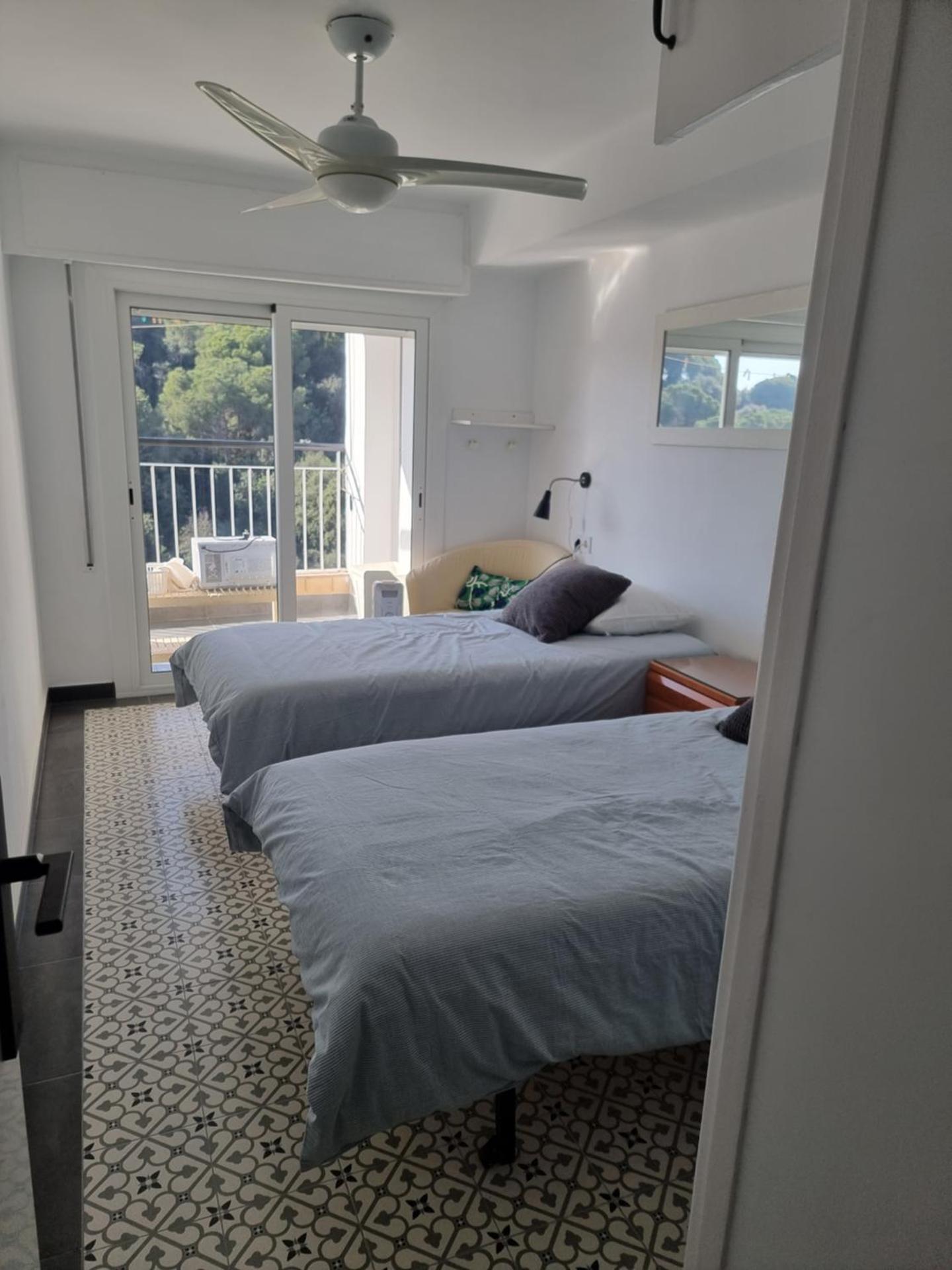 Apart 2 habit vistas playa y montaña lift parking