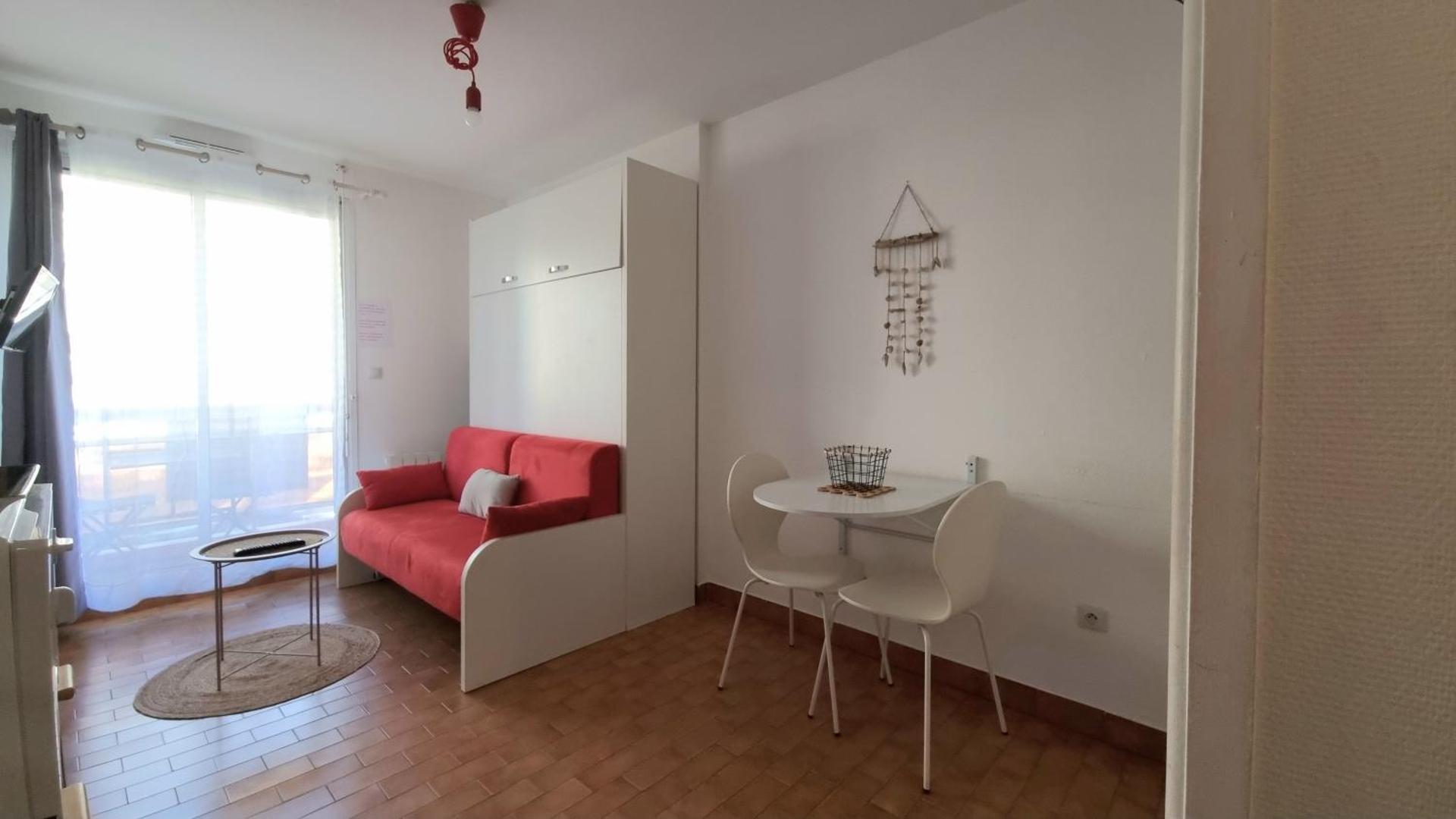 Studio Cozy en Bord de Plage avec Vue Mer et Wifi