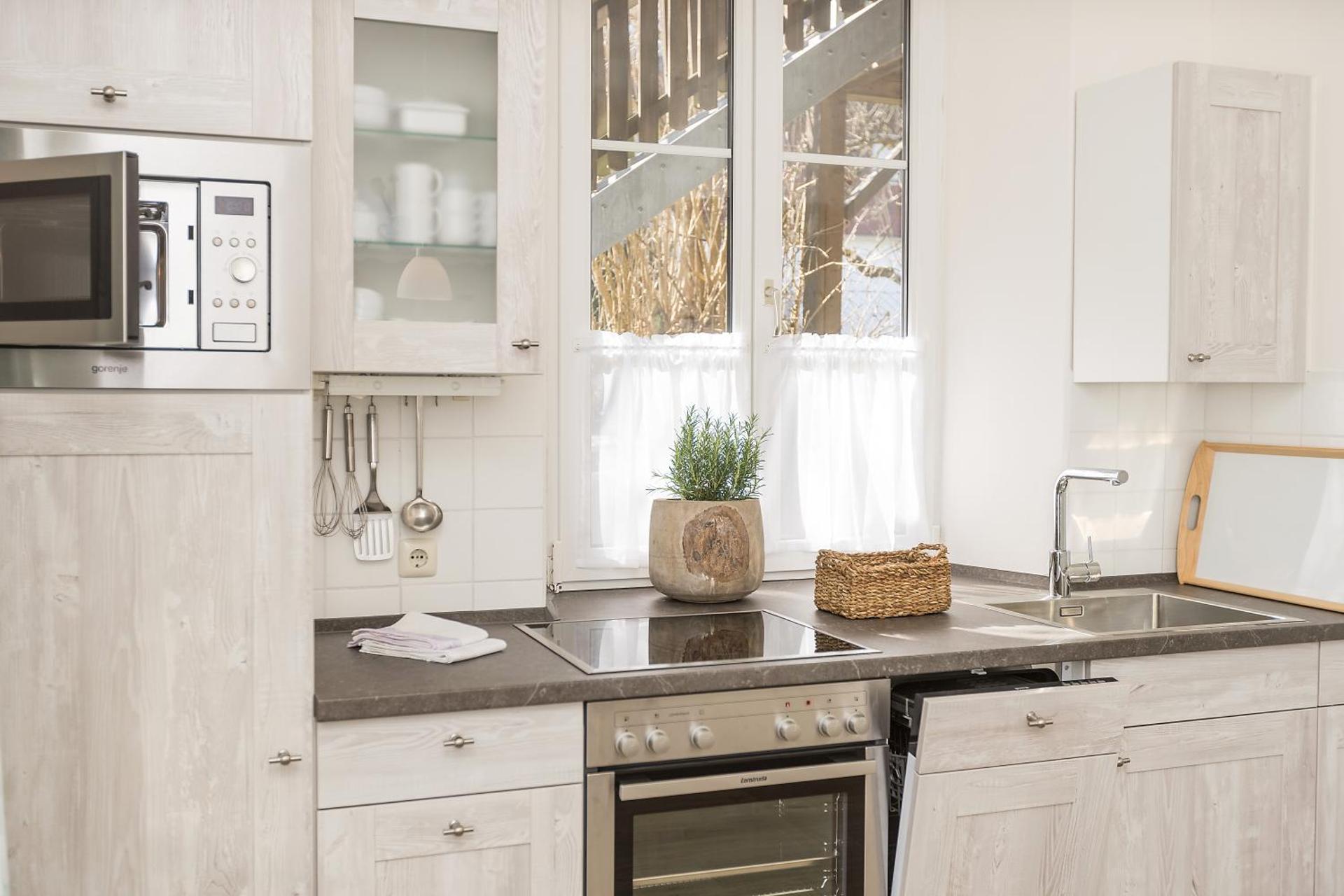 Villa Waldfrieden - Ferienwohnungen und -Haus