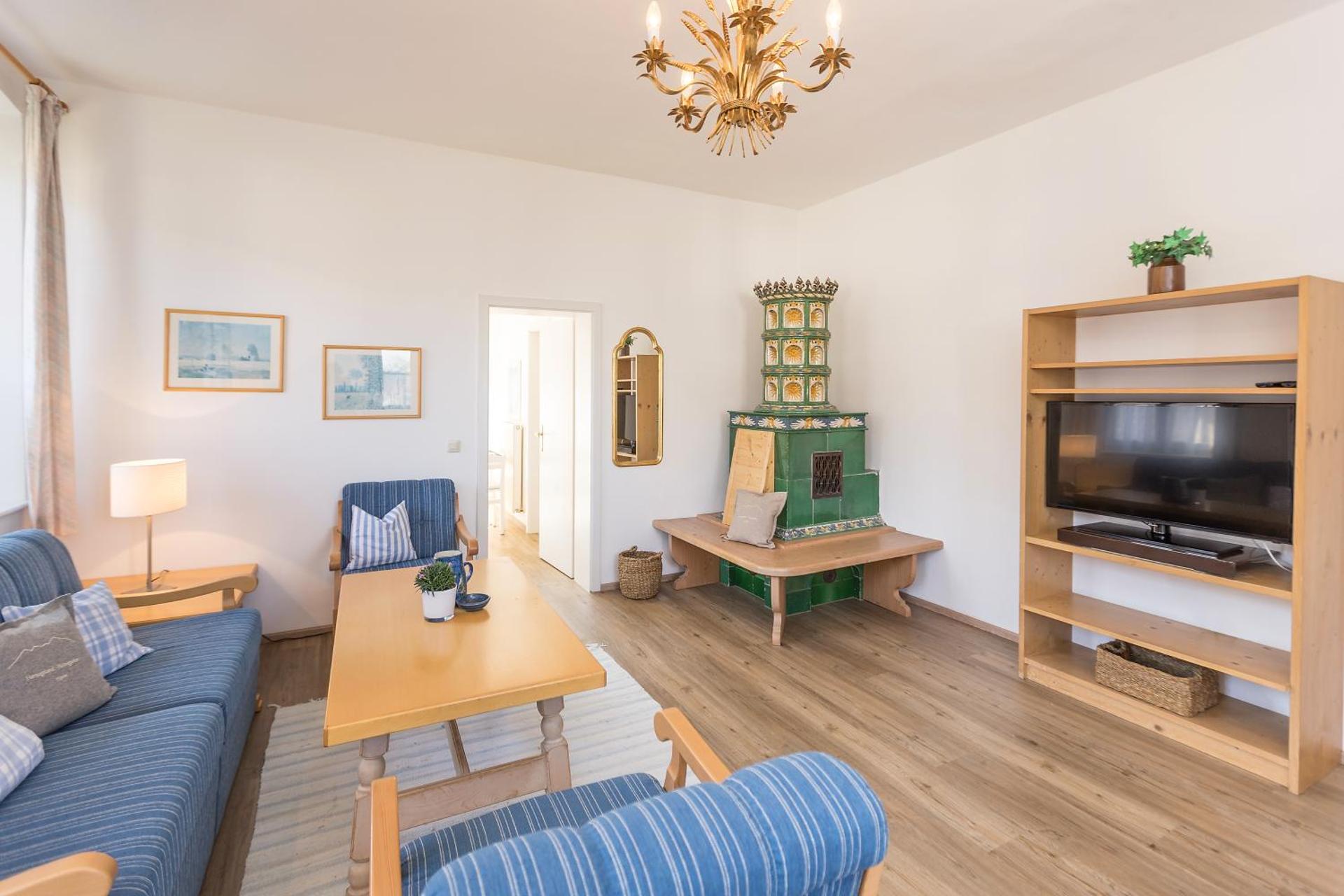 Villa Waldfrieden - Ferienwohnungen und -Haus