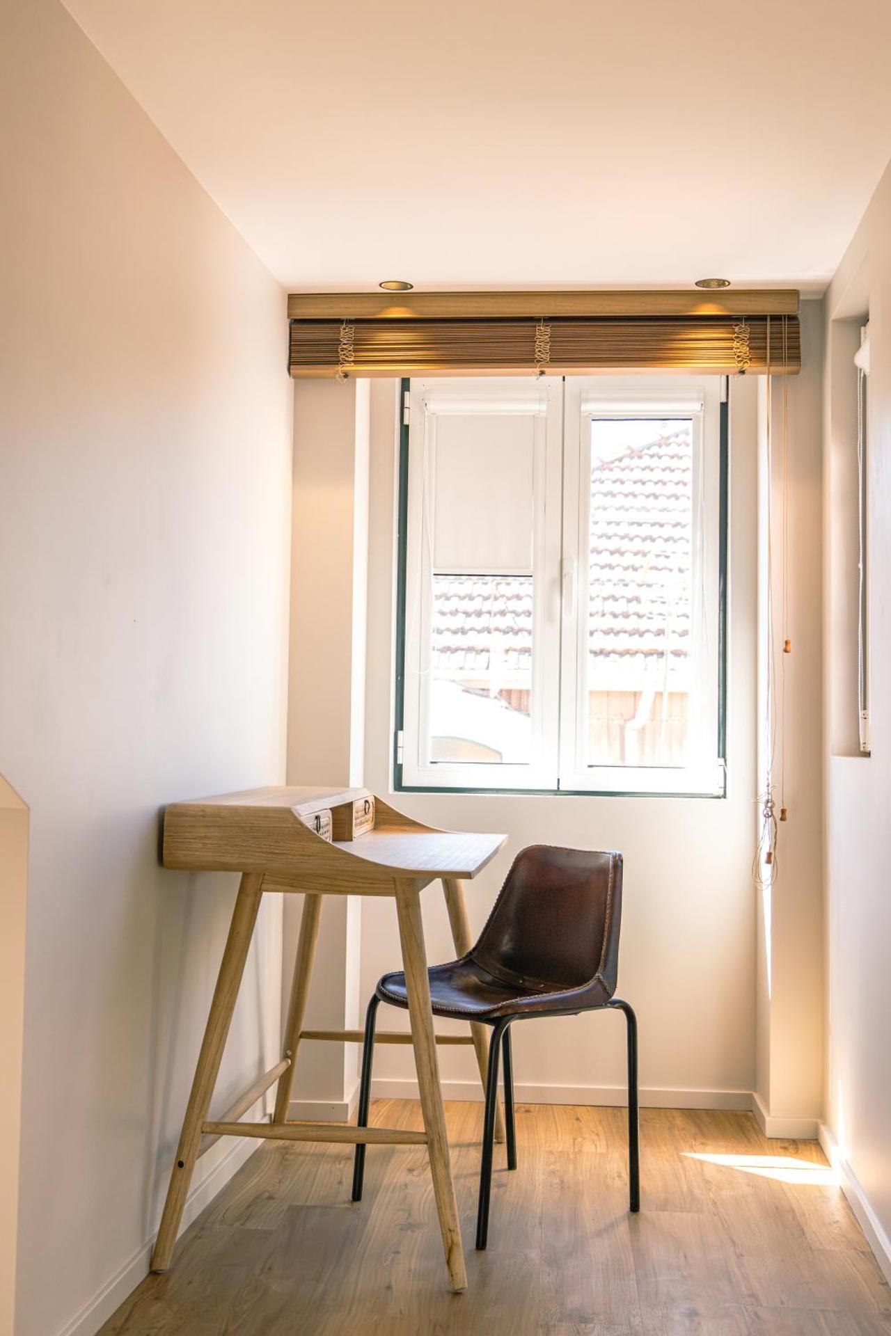 Lisbon Center History Apartment 106 Letters