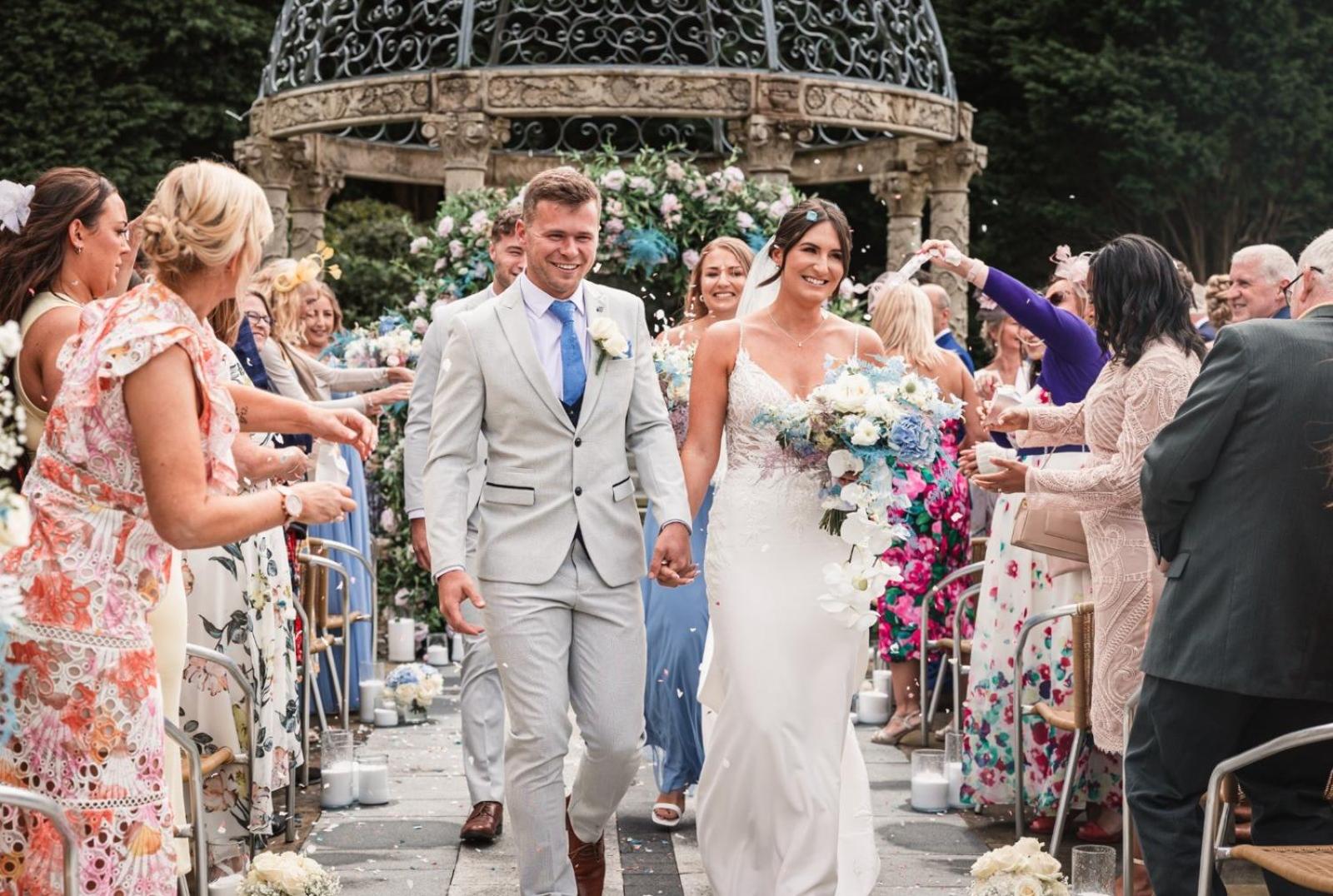 The Saddleworth Hotel