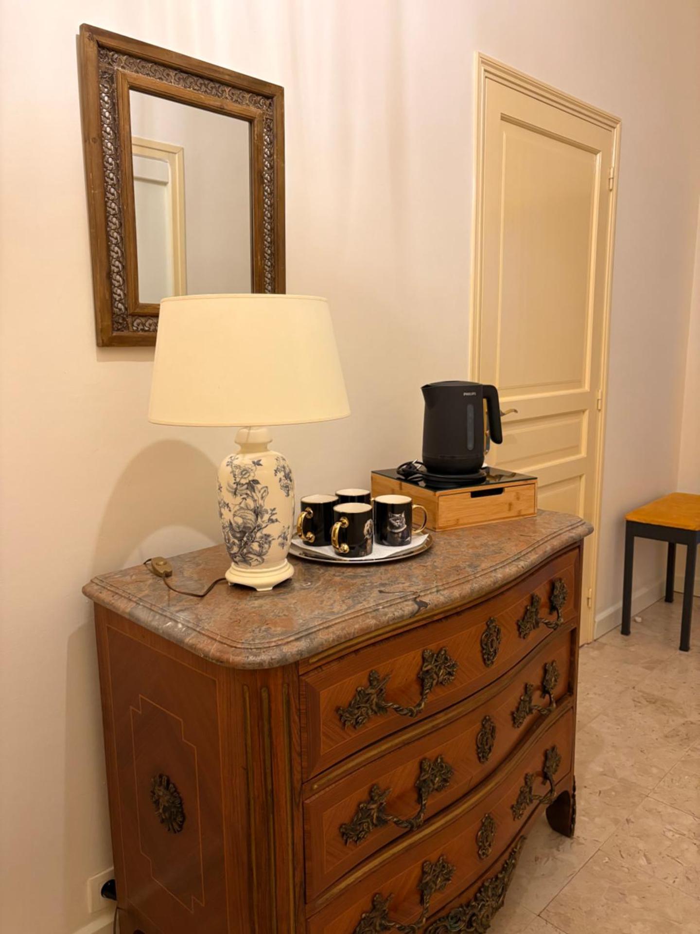 Coffee/tea facilities