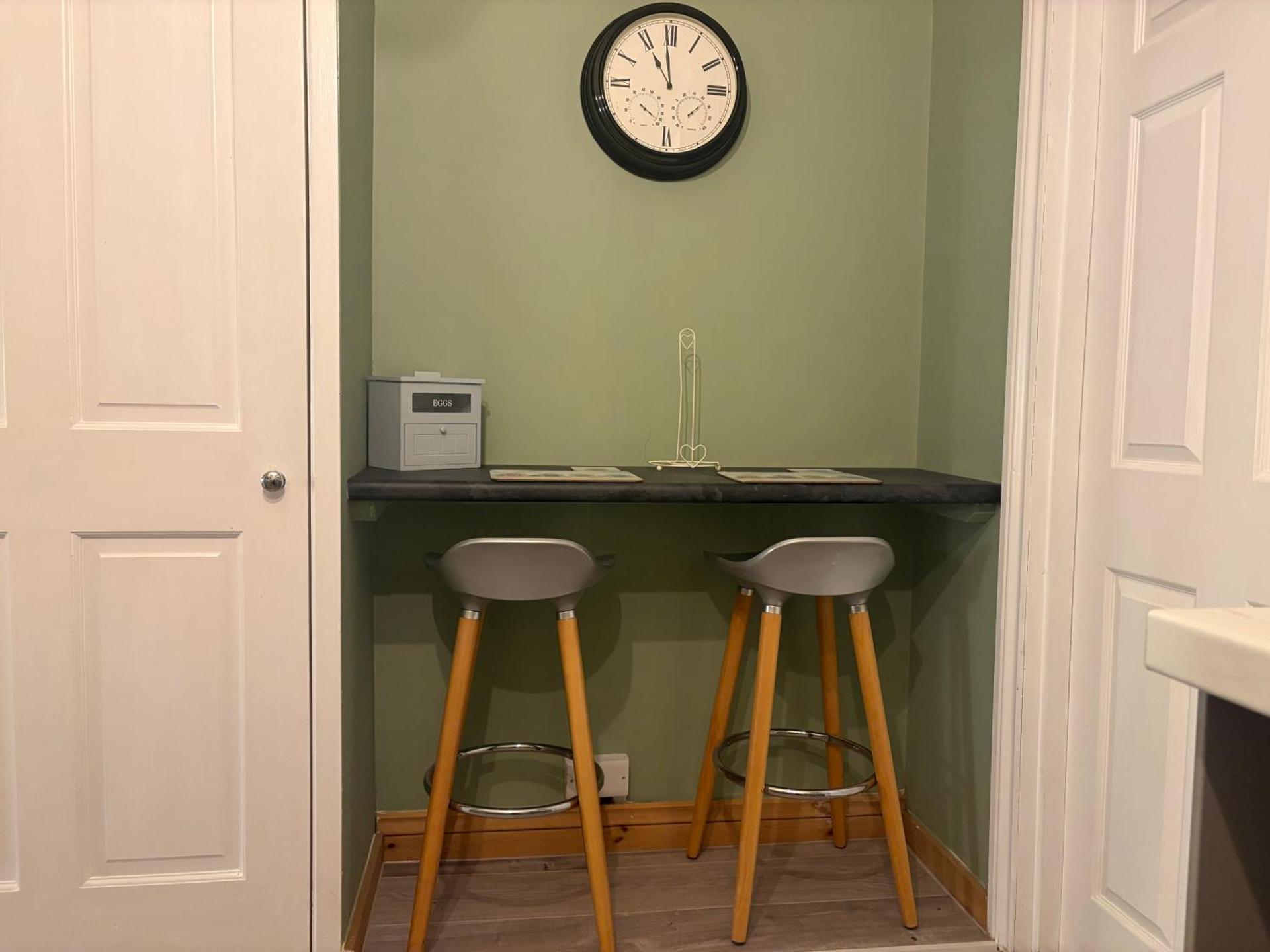 Seaton, Devon, two bed apartment, just off the sea front.