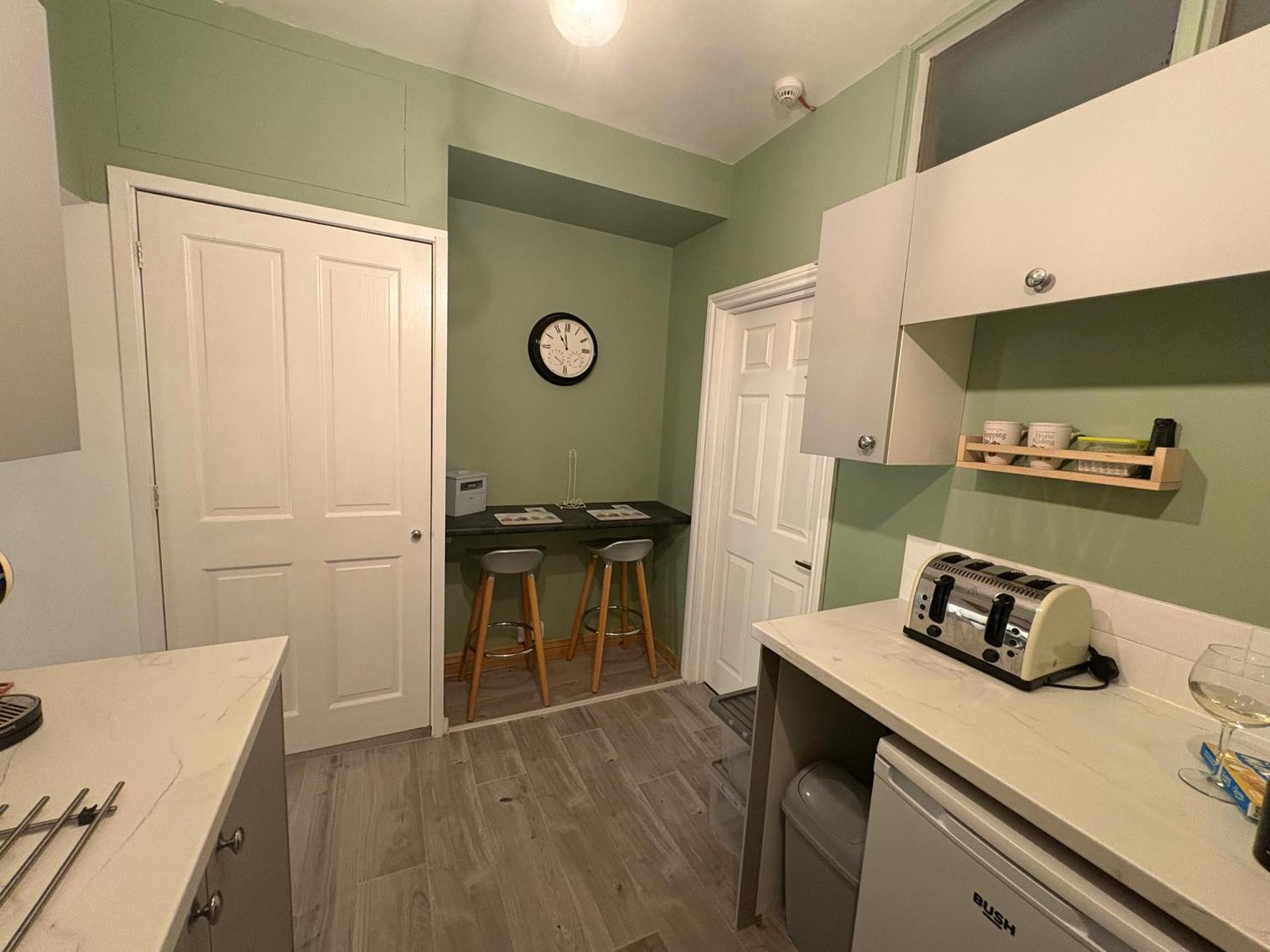 Seaton, Devon, two bed apartment, just off the sea front.