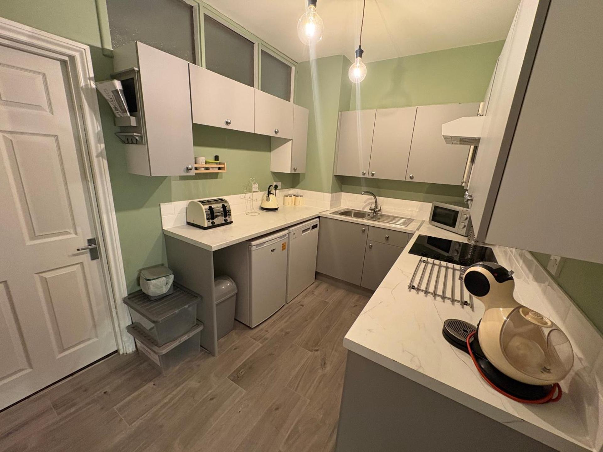 Seaton, Devon, two bed apartment, just off the sea front.