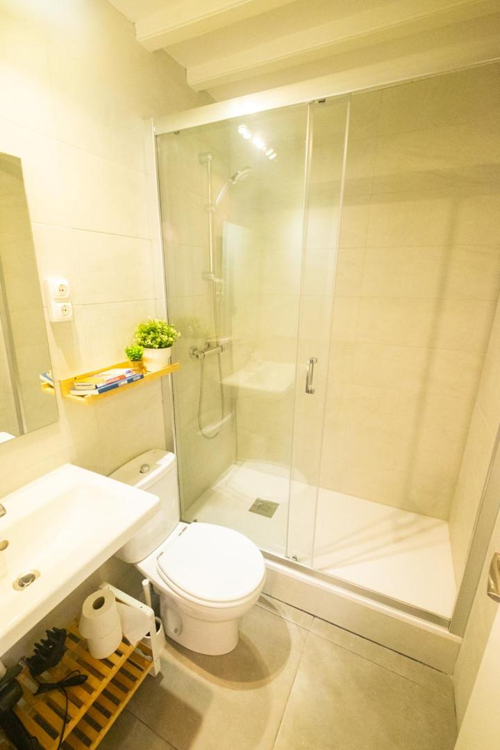 rentBCN Paseo de Gracia Apartments