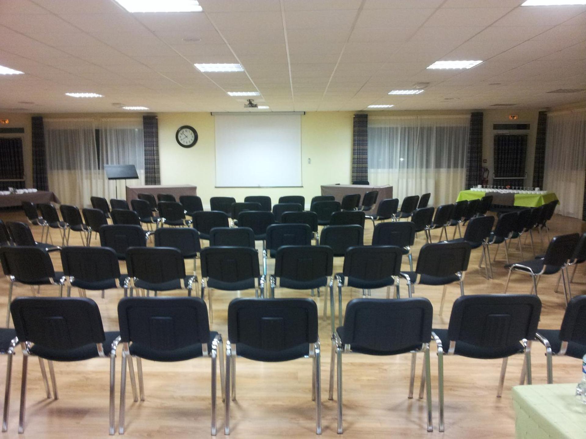 Meeting/conference room