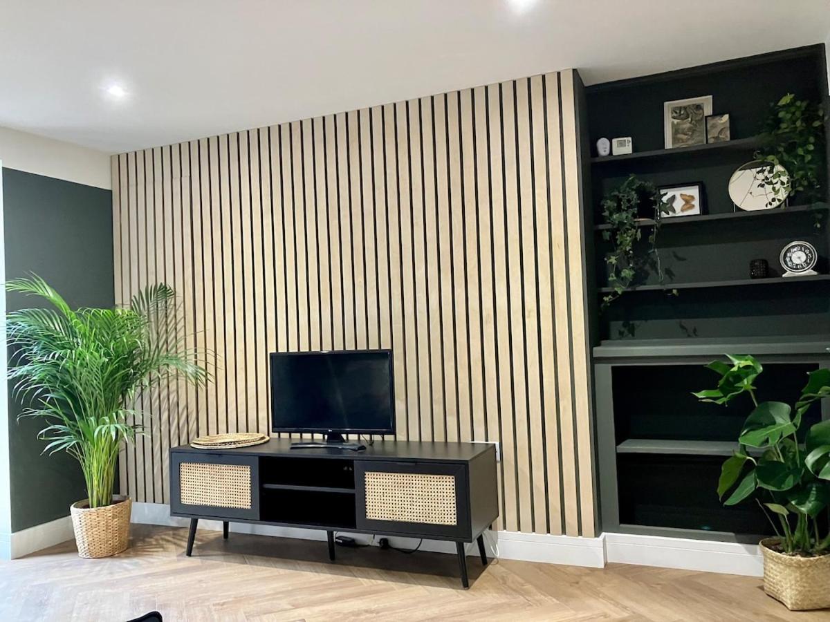 City Centre Garden Apartment