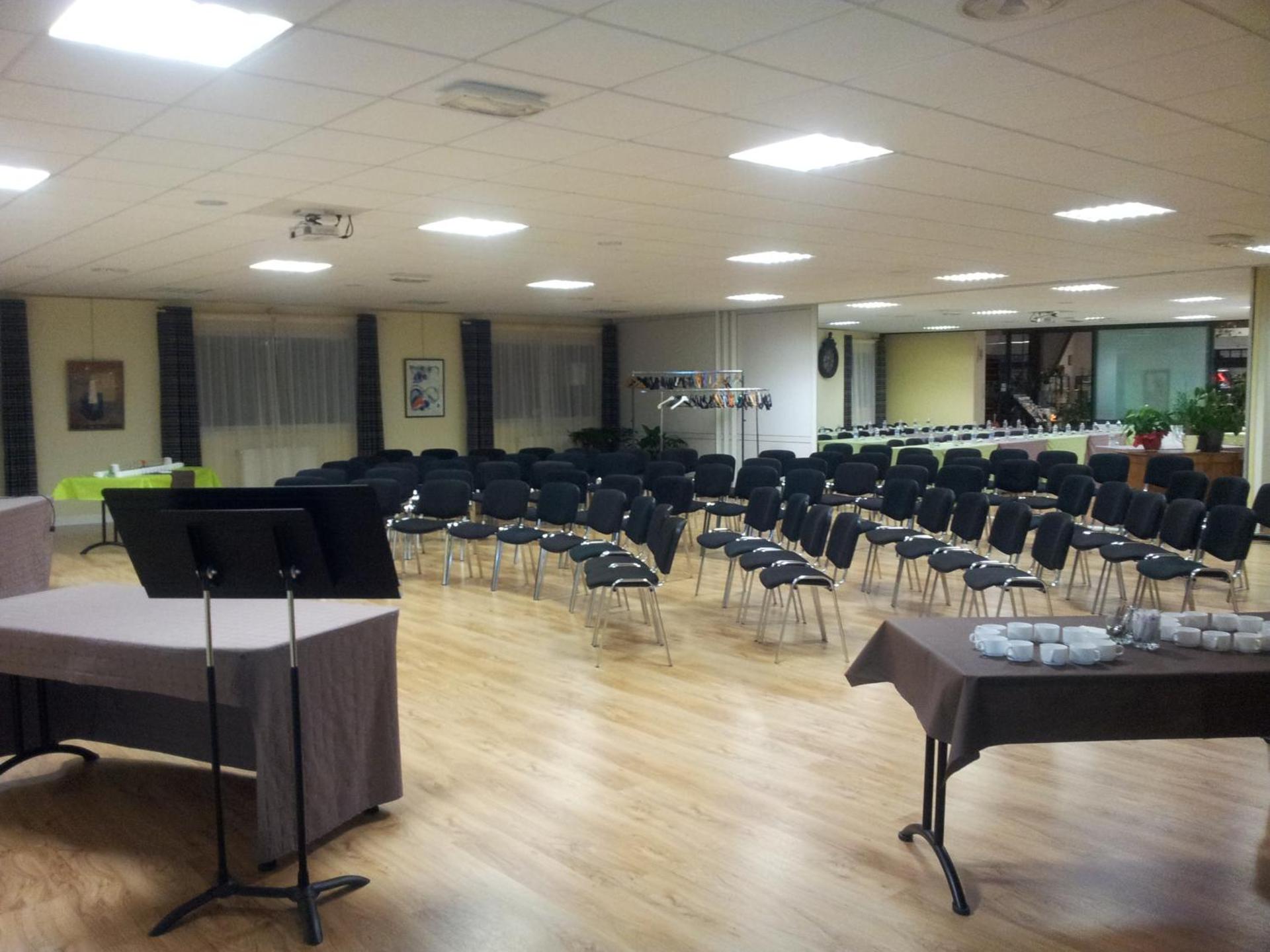 Meeting/conference room