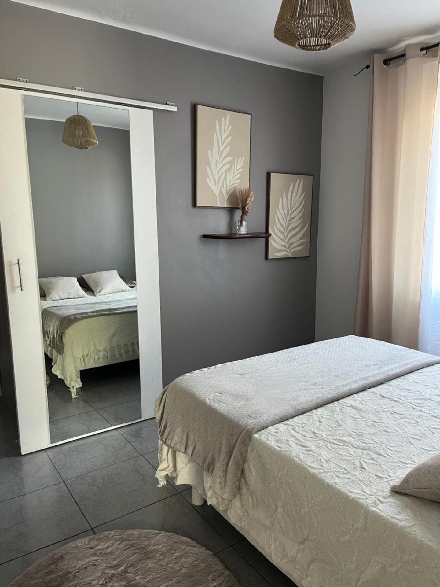 Villa climatisé avec piscine et jacuzzi