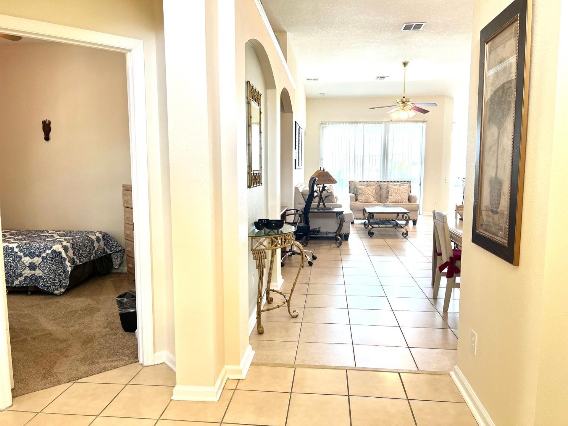 Windsor Palm Resort 3 miles to Disney 4 Bedrooms