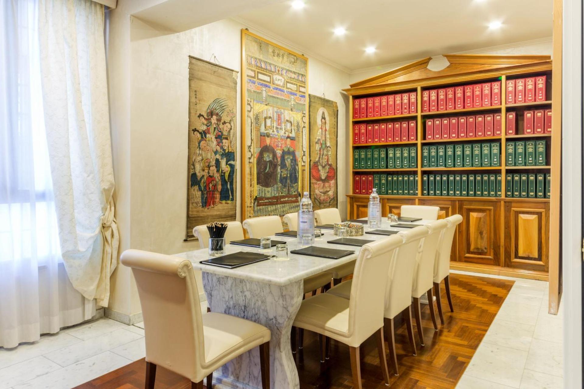 Meeting/conference room