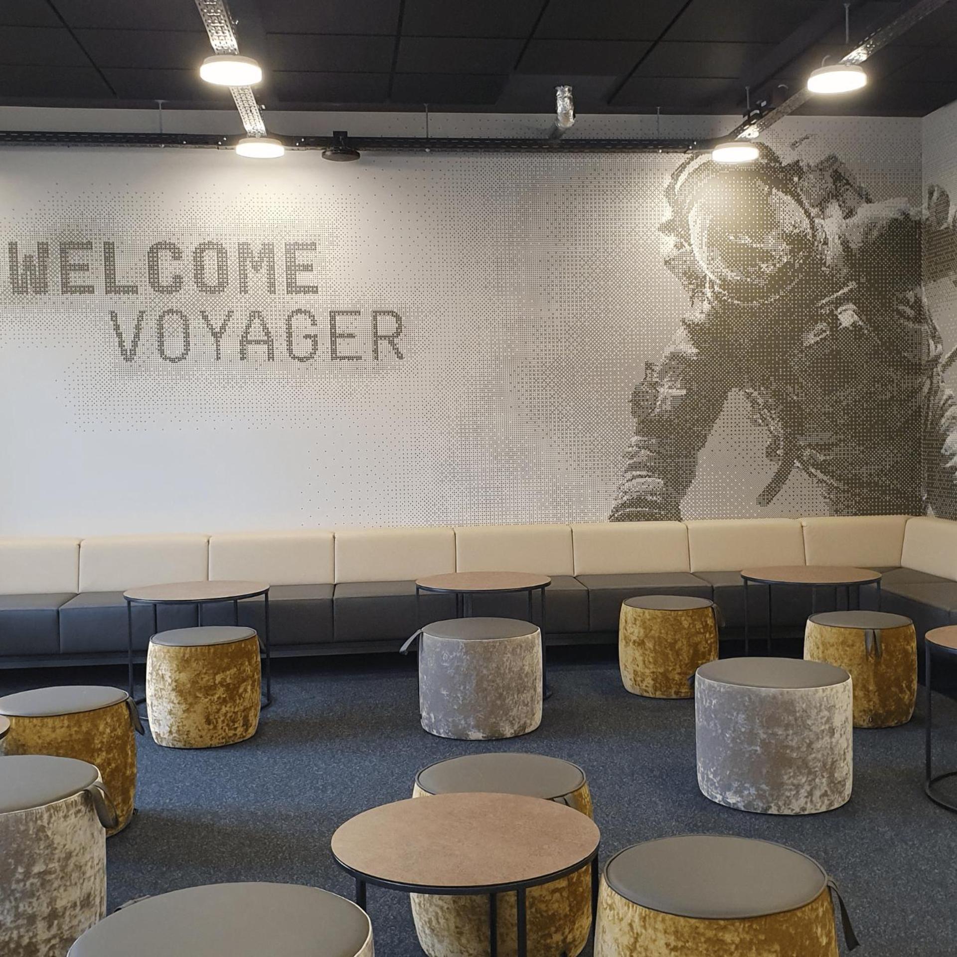 Communal lounge/ TV room