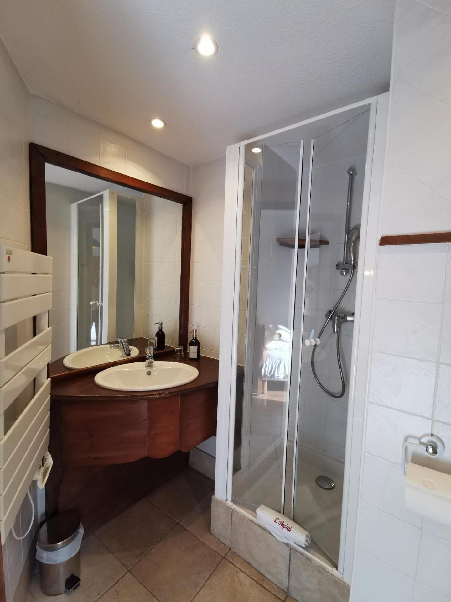 Hôtel Restaurant Angival - Chambres et Appartement