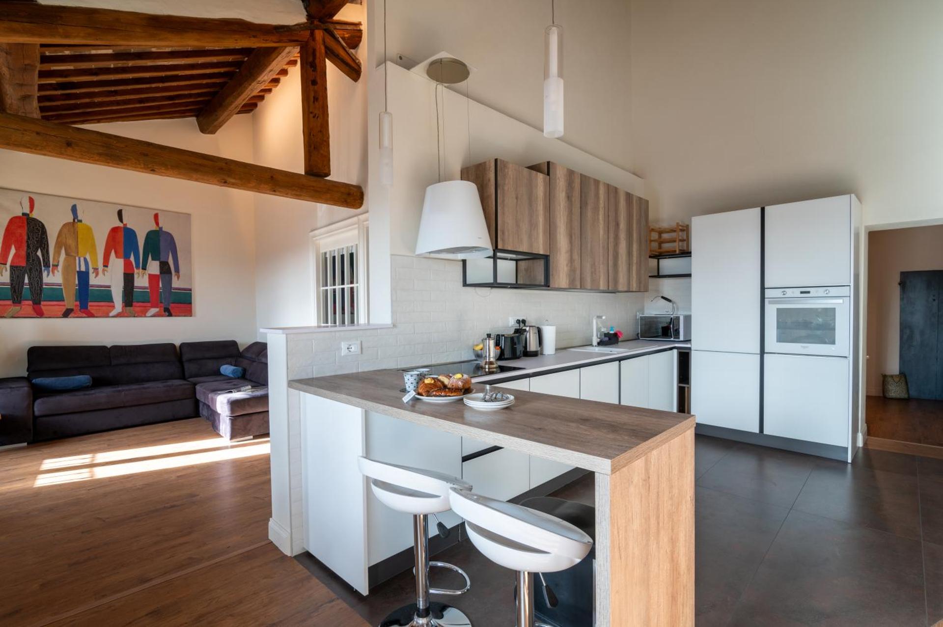 Kitchen or kitchenette