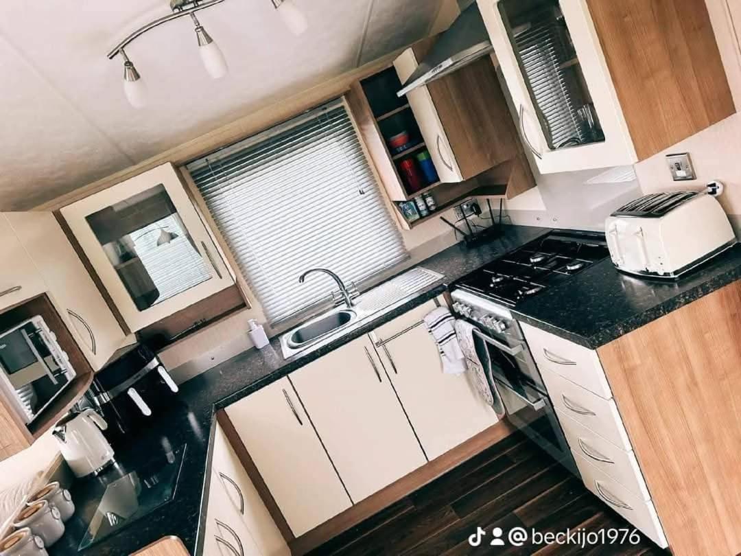 Metcalfes family caravan