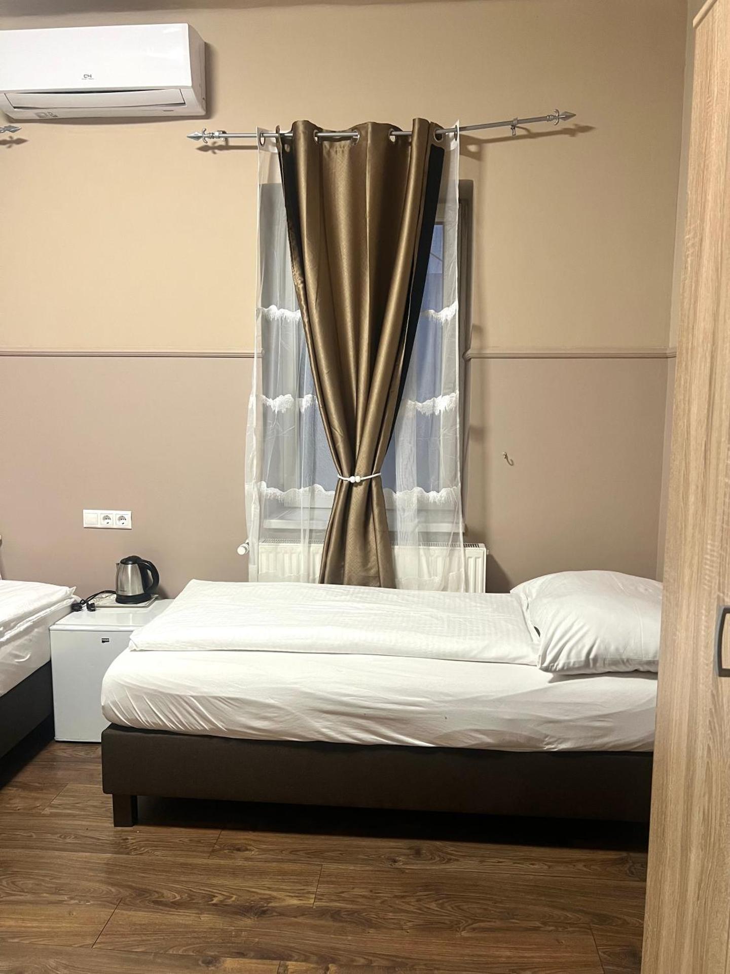 OP-ART Étterem és Panzió