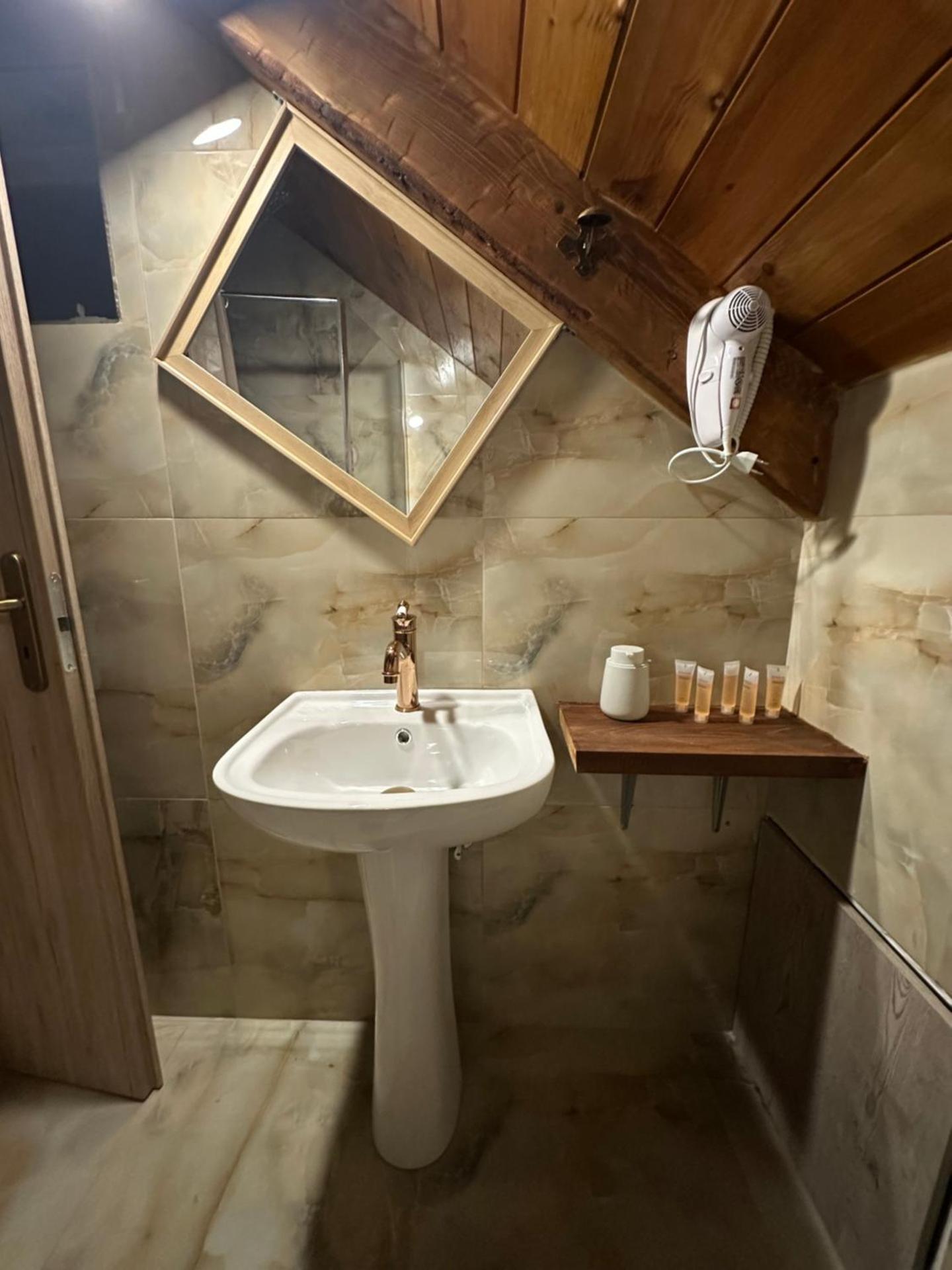 Studio with Mountain View