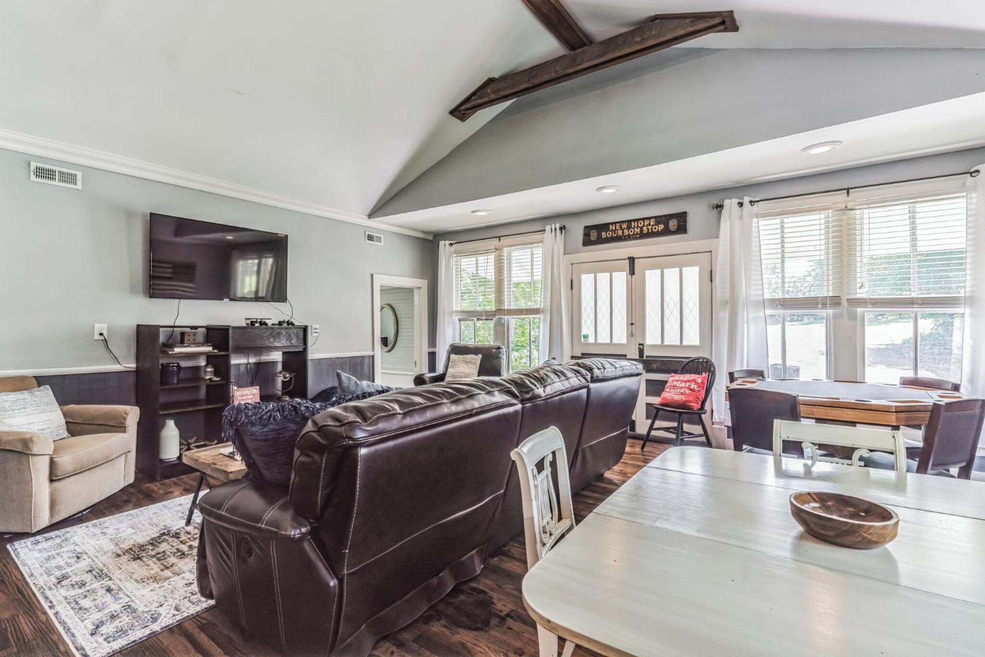 New Hope Bourbon Stop