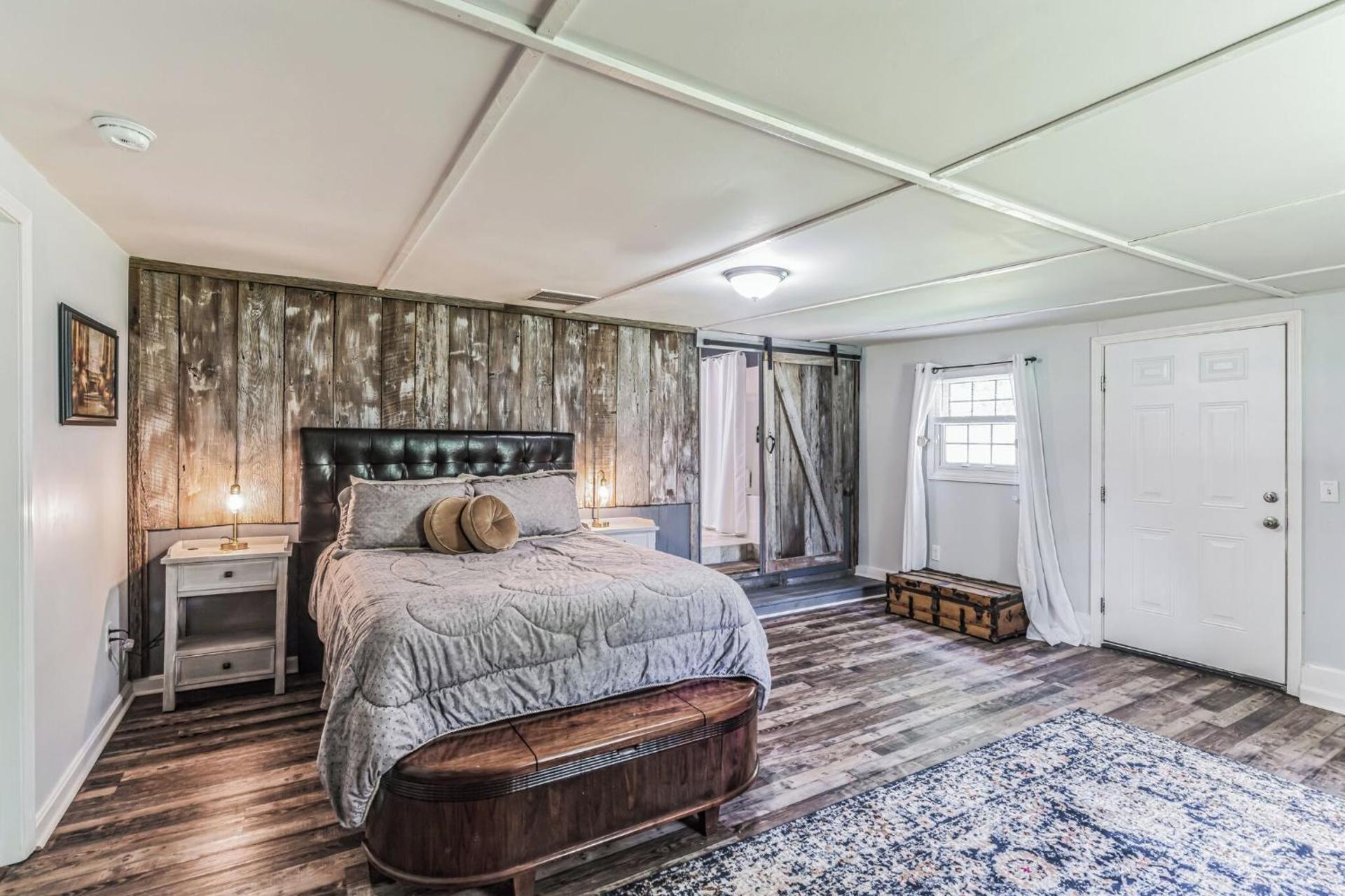 New Hope Bourbon Stop