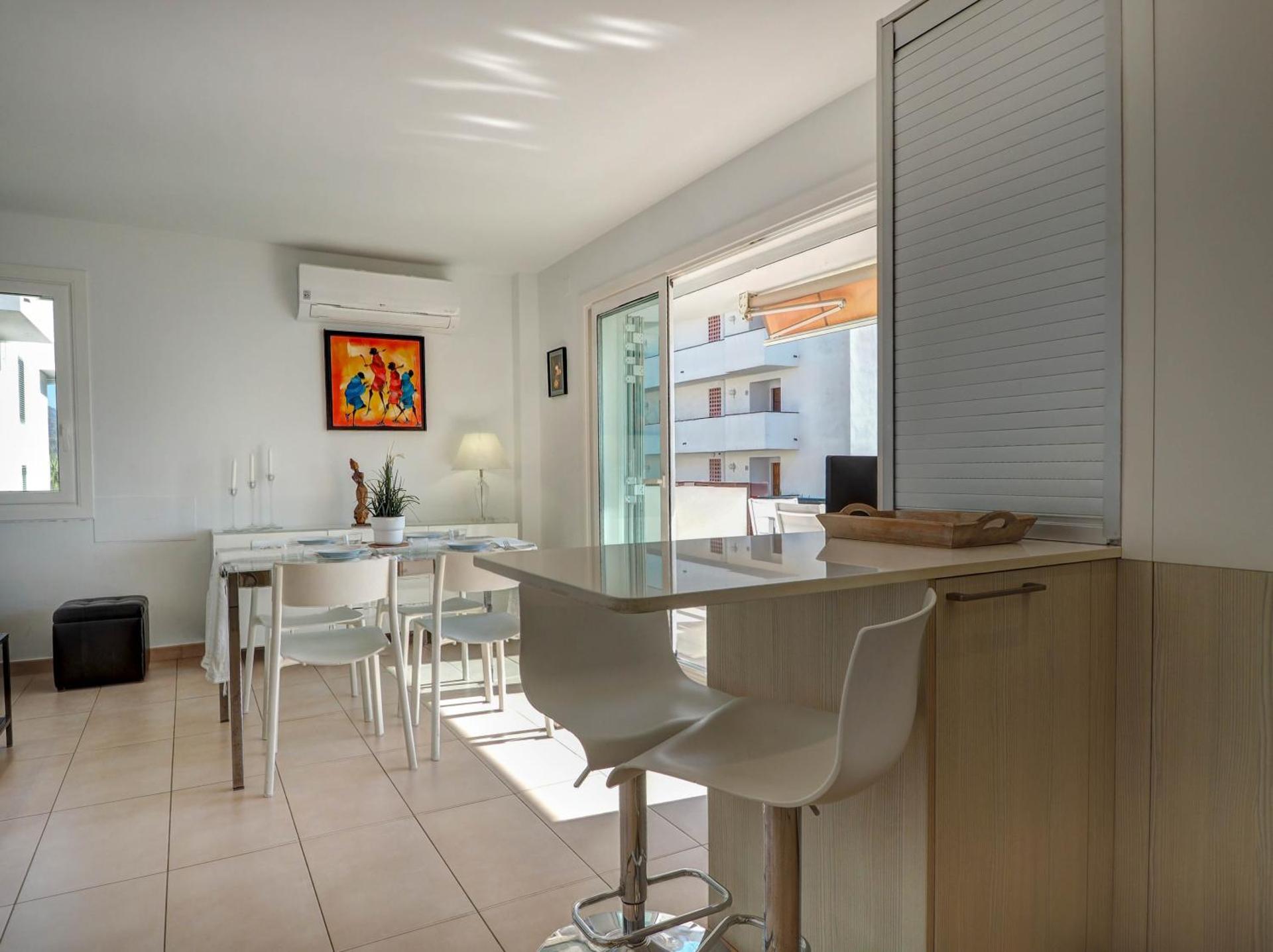 Balmins White by Hello Homes Sitges