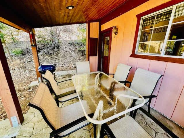 Stay in Yosemite-Cozy Bear North-Sleeps 5