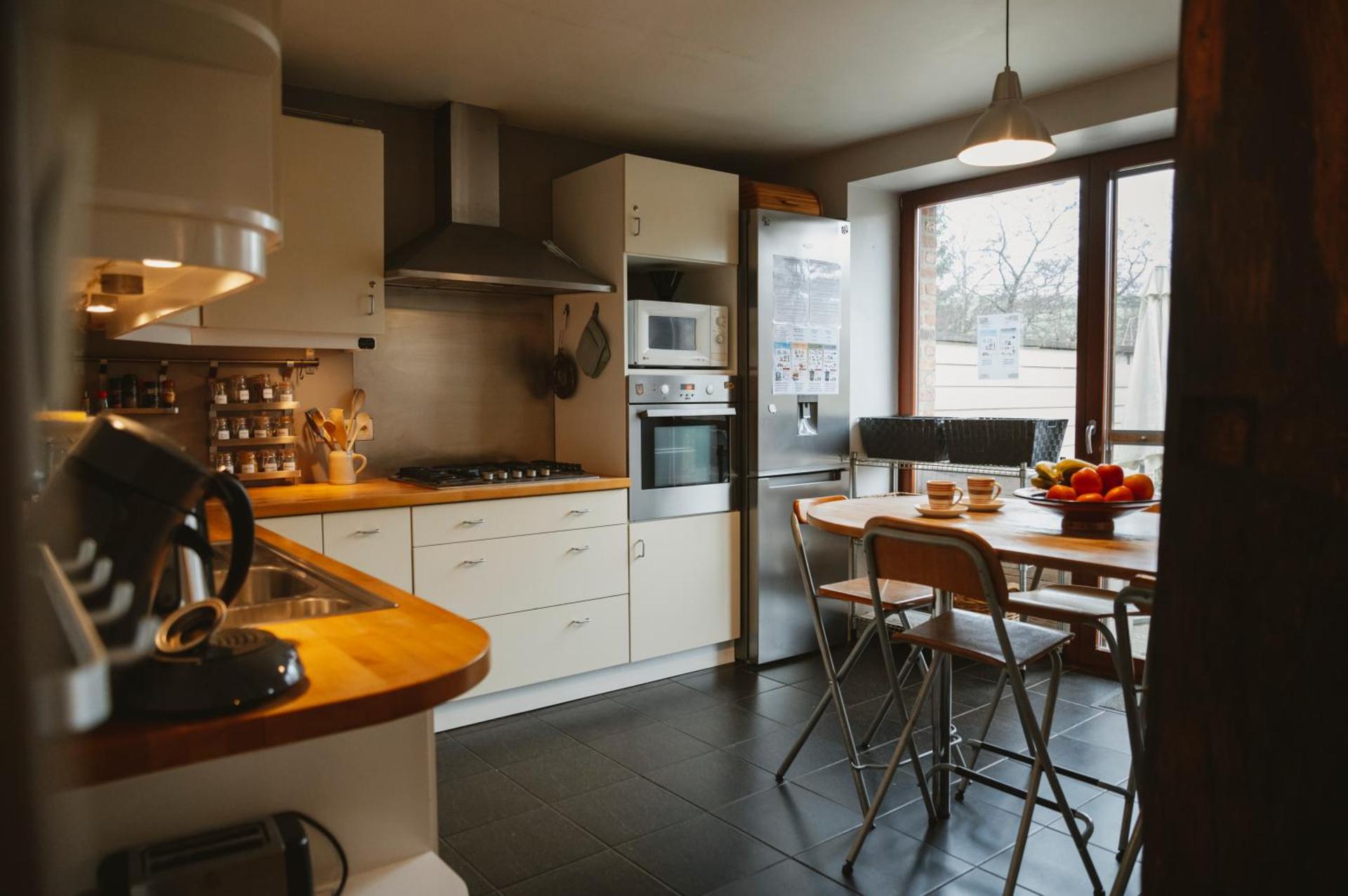 "Sans-soucis" ancienne ferme pleine de vie