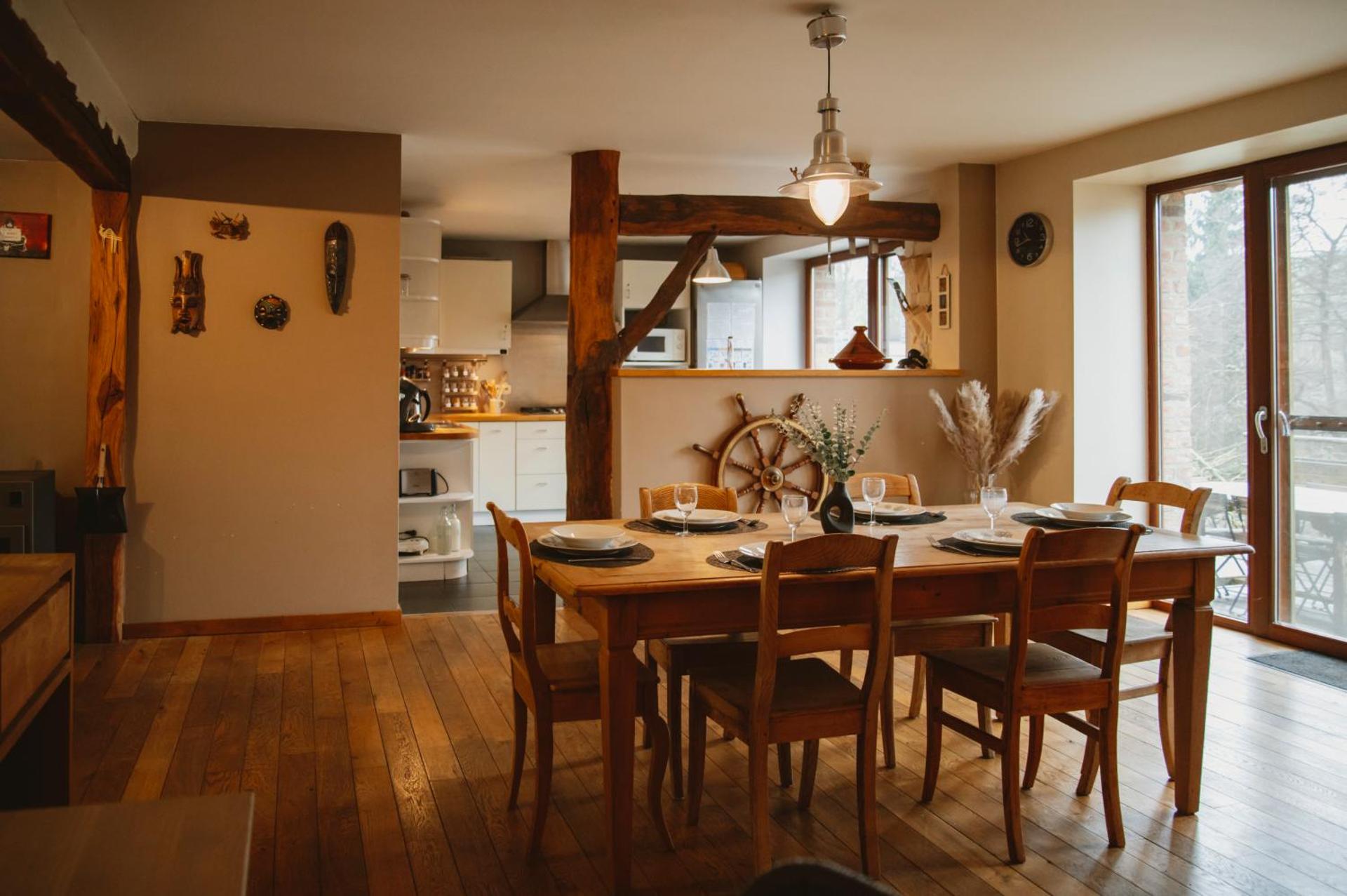 "Sans-soucis" ancienne ferme pleine de vie