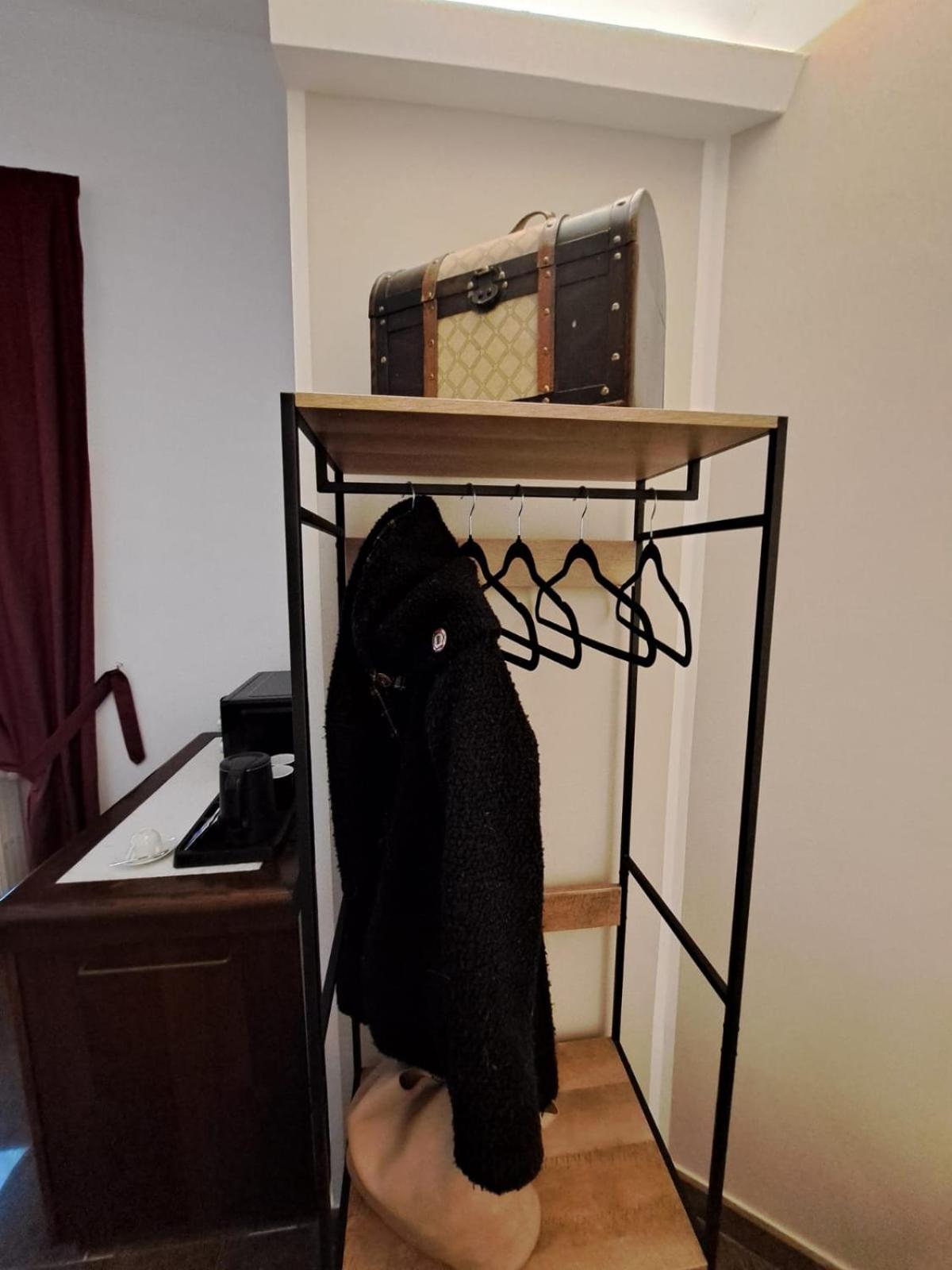 Palazzo Cusani Charming Rooms