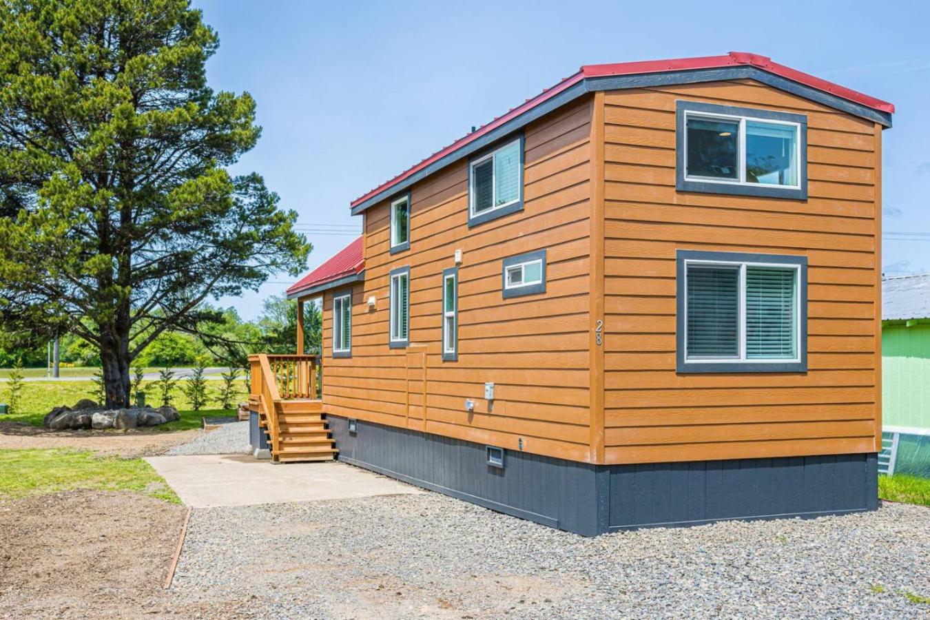 Rainforest Tiny Home Retreat 28