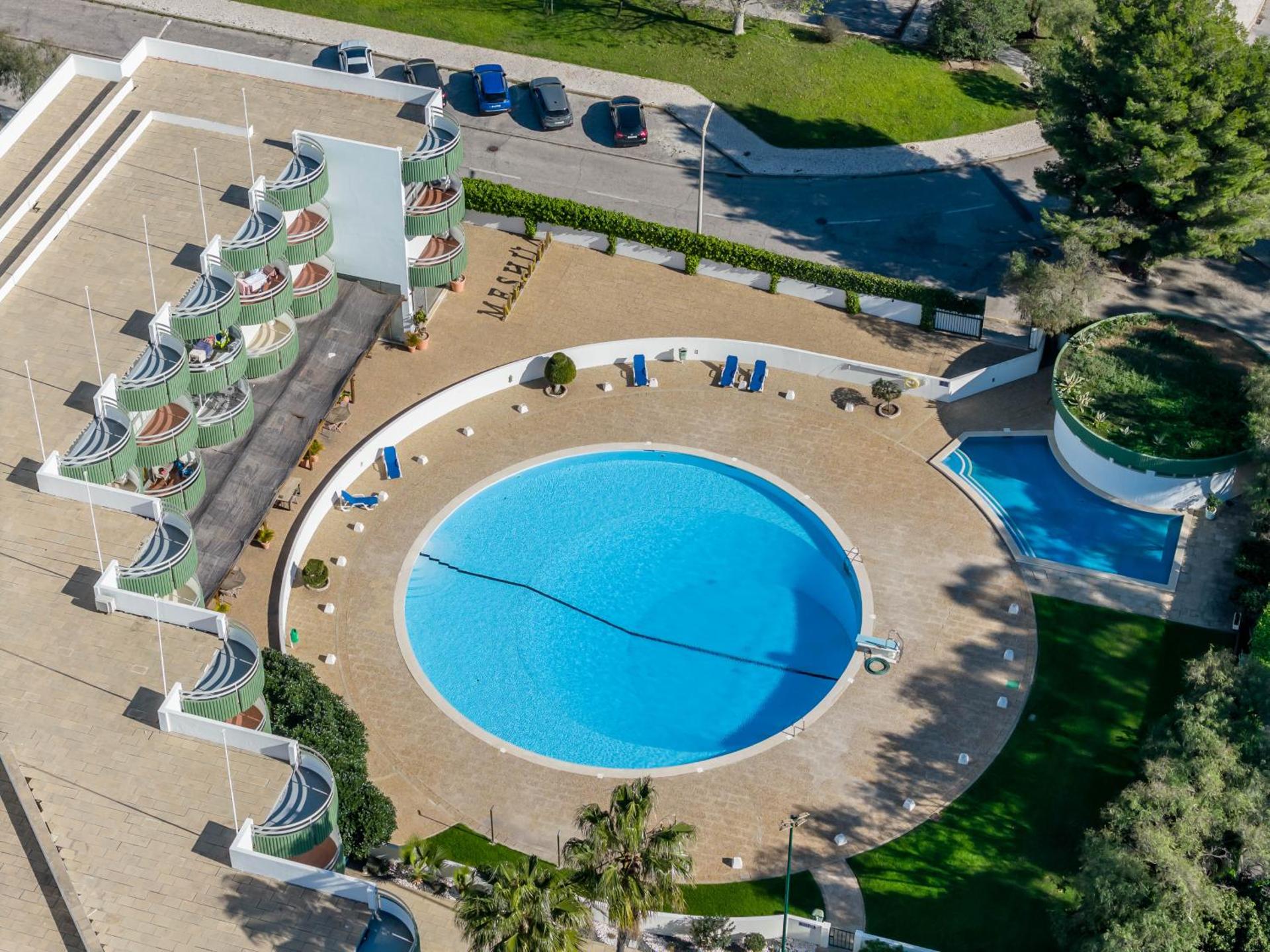 Rocha Seaview by CC 810