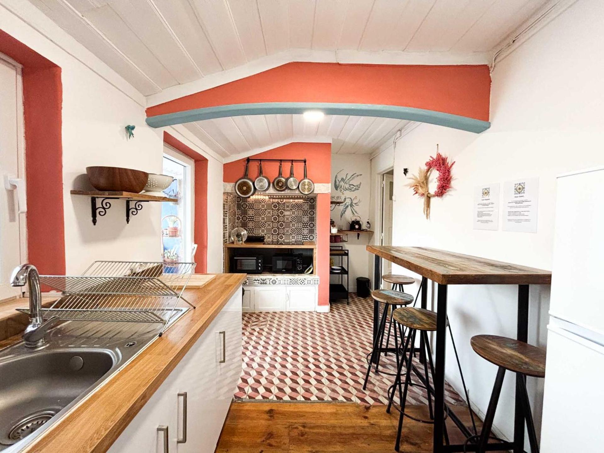 Kitchen or kitchenette