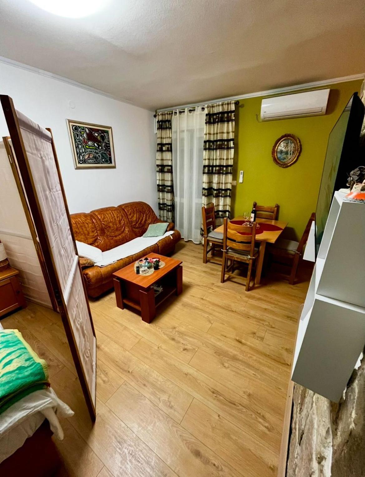 StudioApartman-DANICA