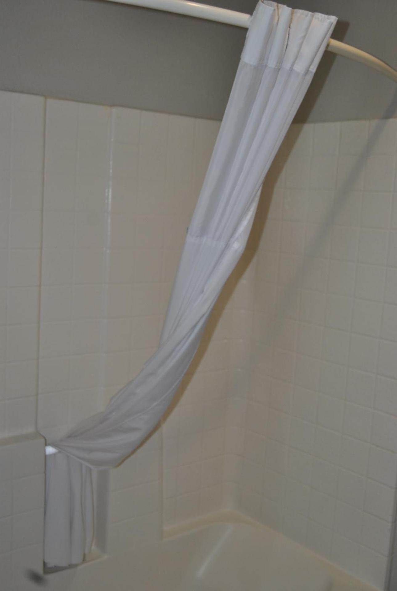 Deluxe King Room - Non-Smoking